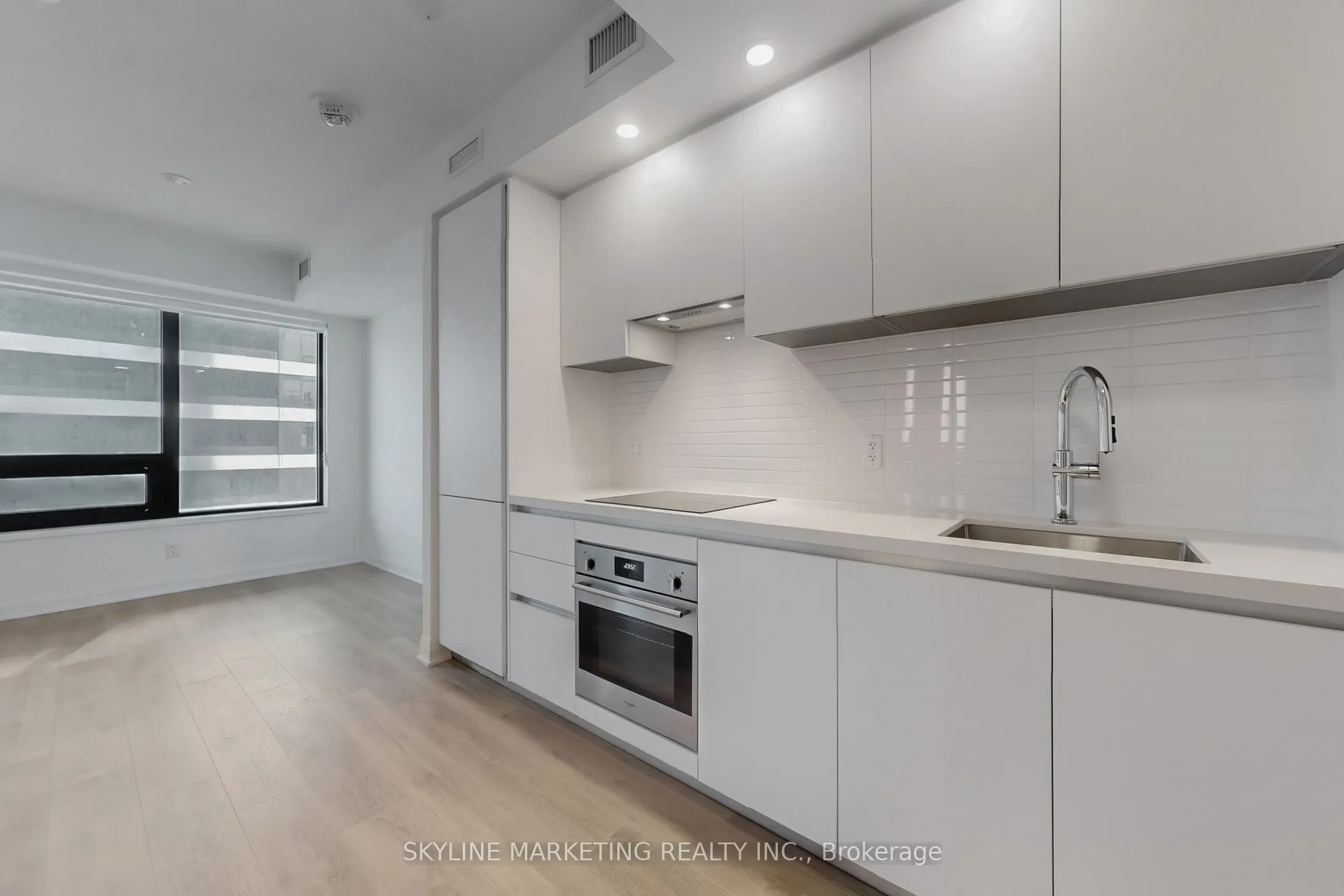 4015 The Exchange, #1108