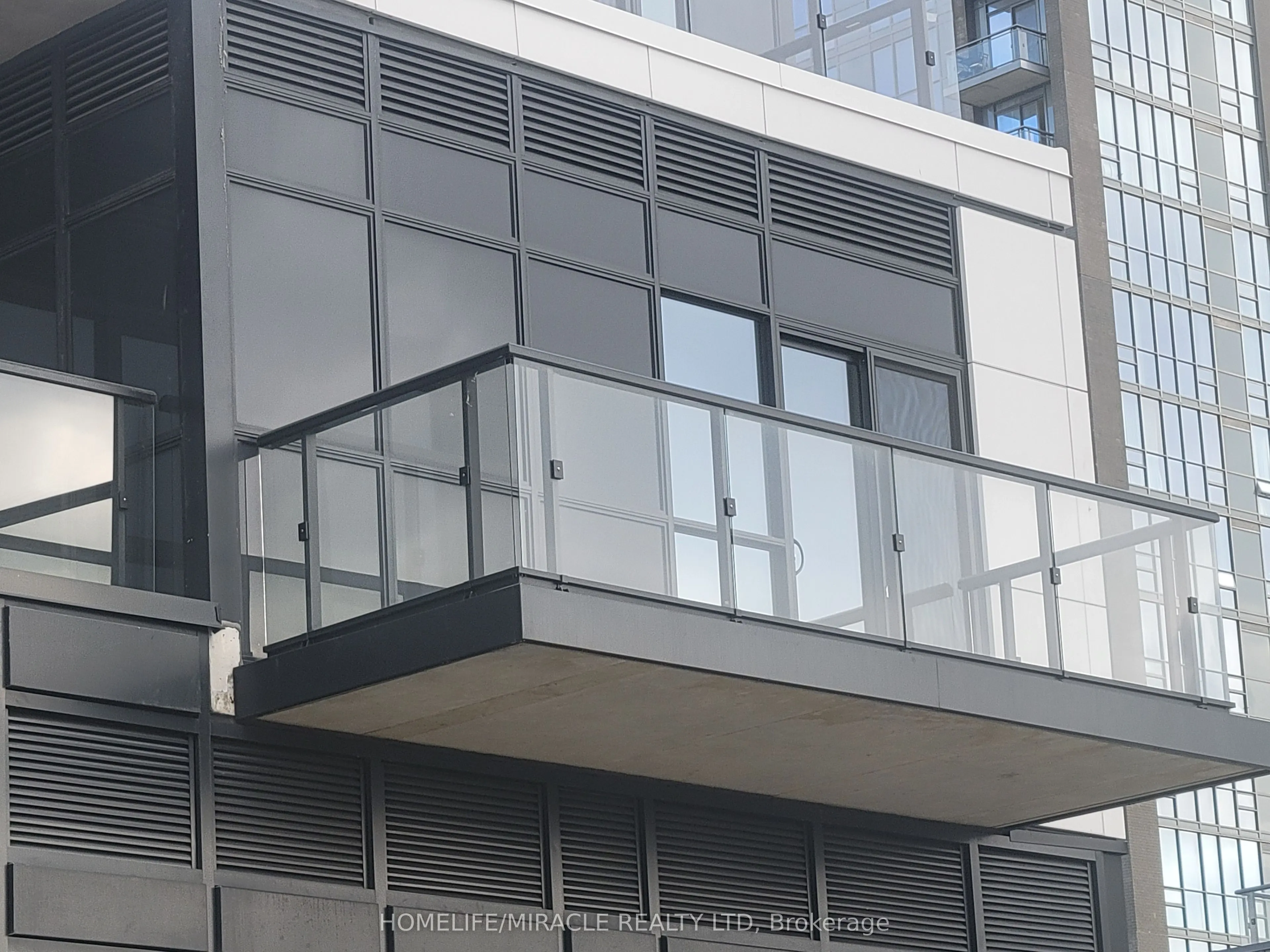 15 Watergarden Drive, #210