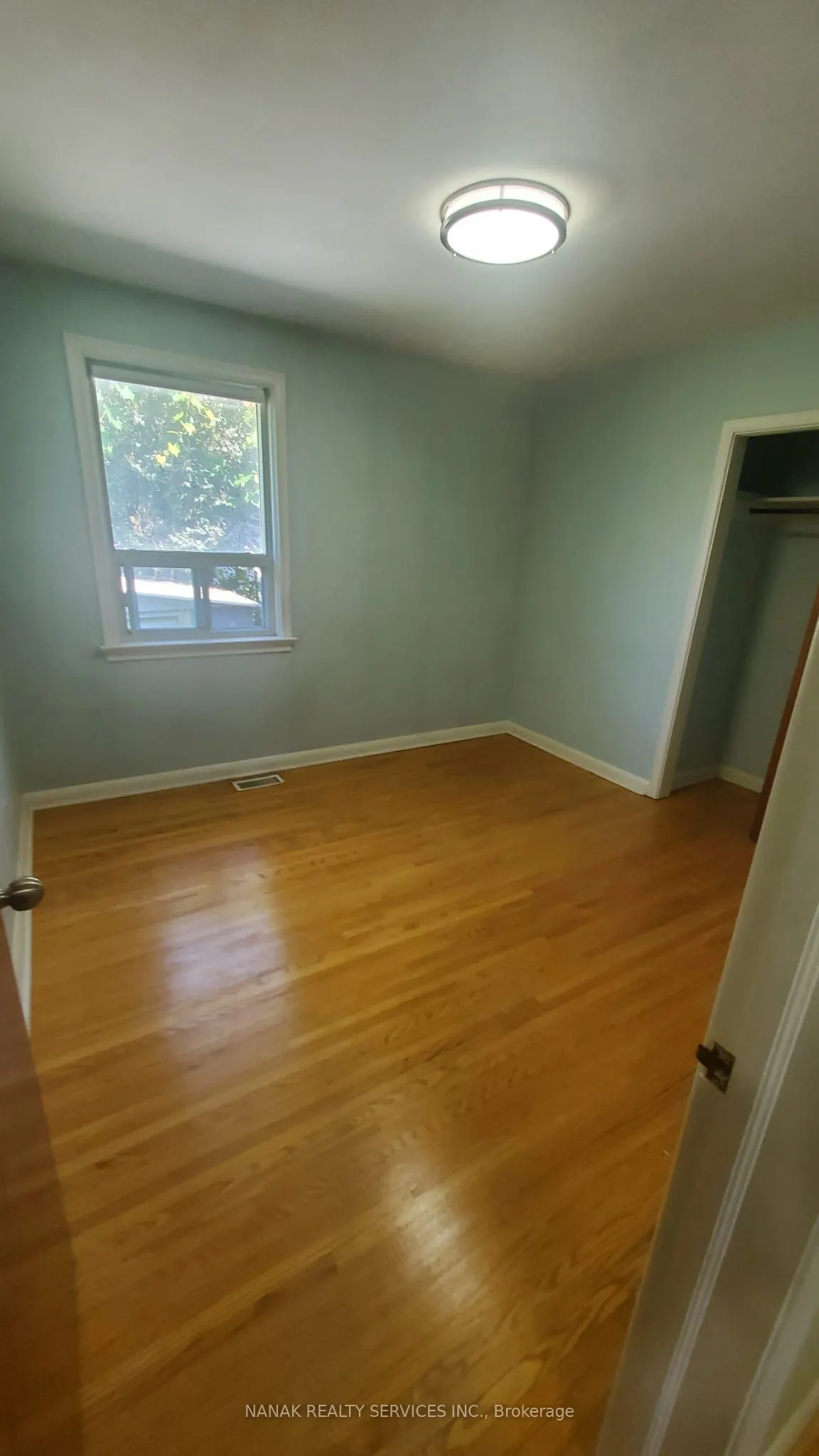 24 Alhart Drive, #UPPER