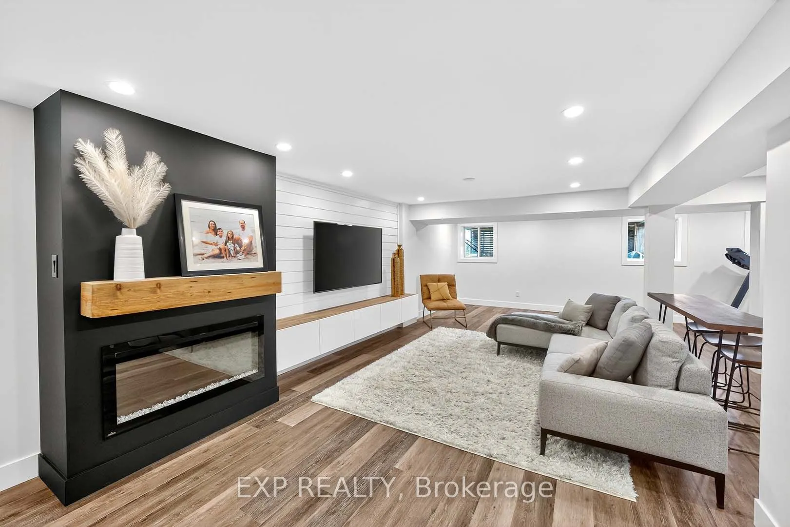 27 Grist Mill Drive