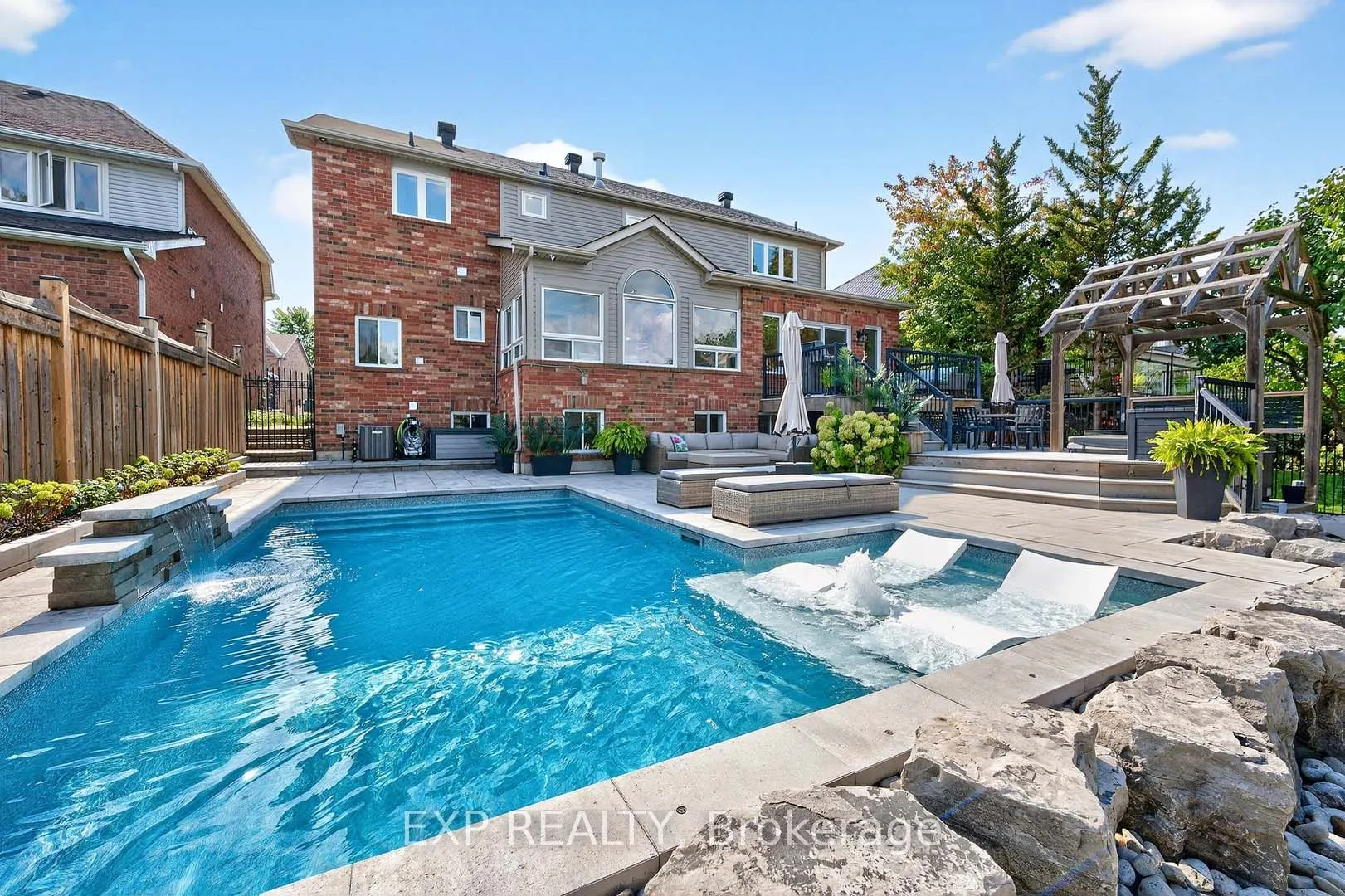 27 Grist Mill Drive