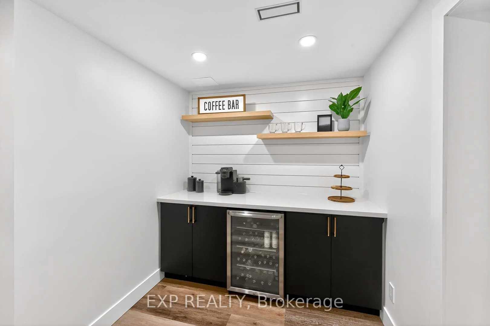 27 Grist Mill Drive
