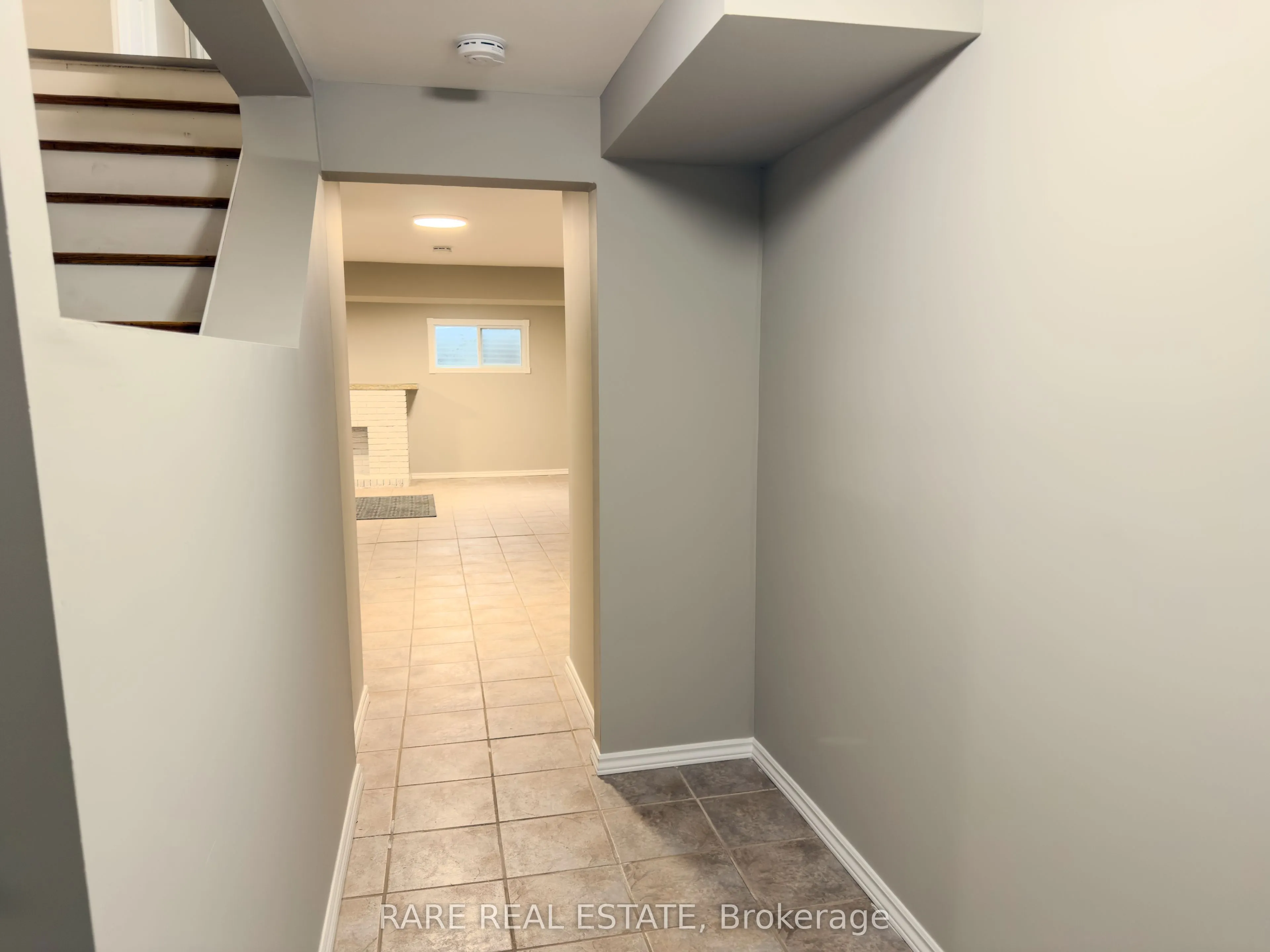 75A Dawson Road E