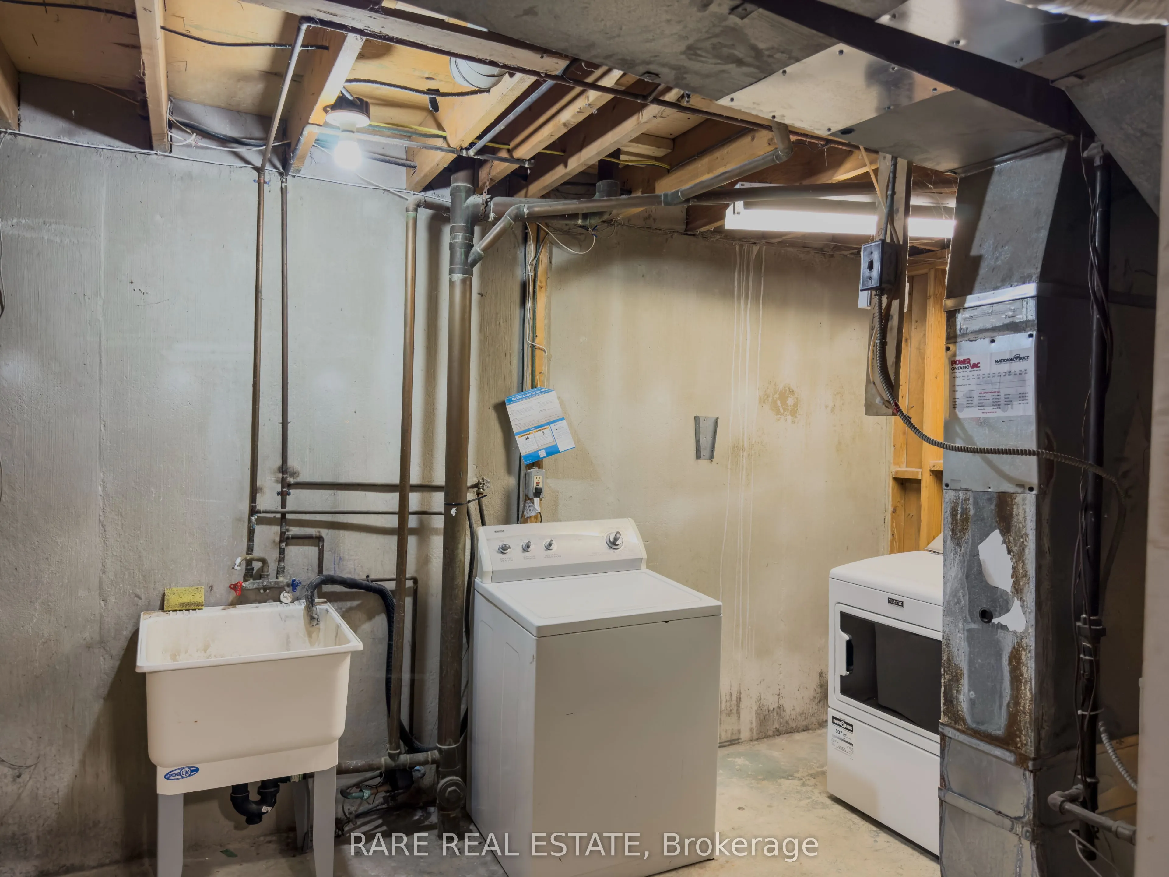 75A Dawson Road E
