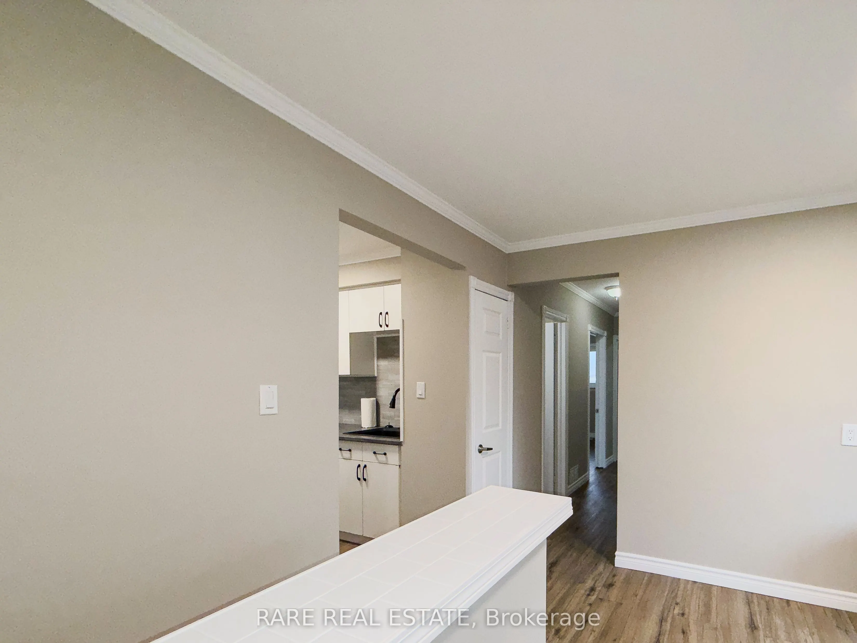 75A Dawson Road E