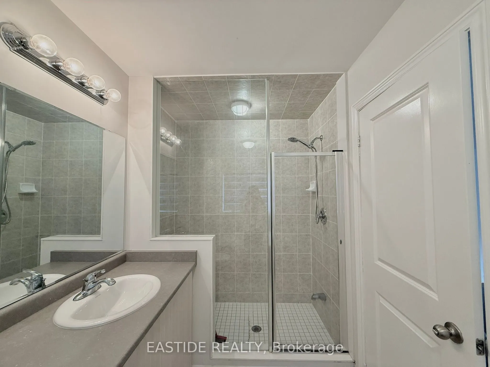 118 Finegan Circle