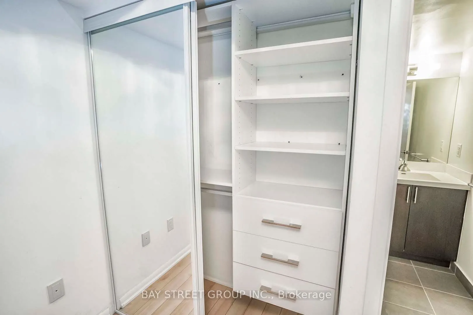 830 Lawrence Avenue W, #331