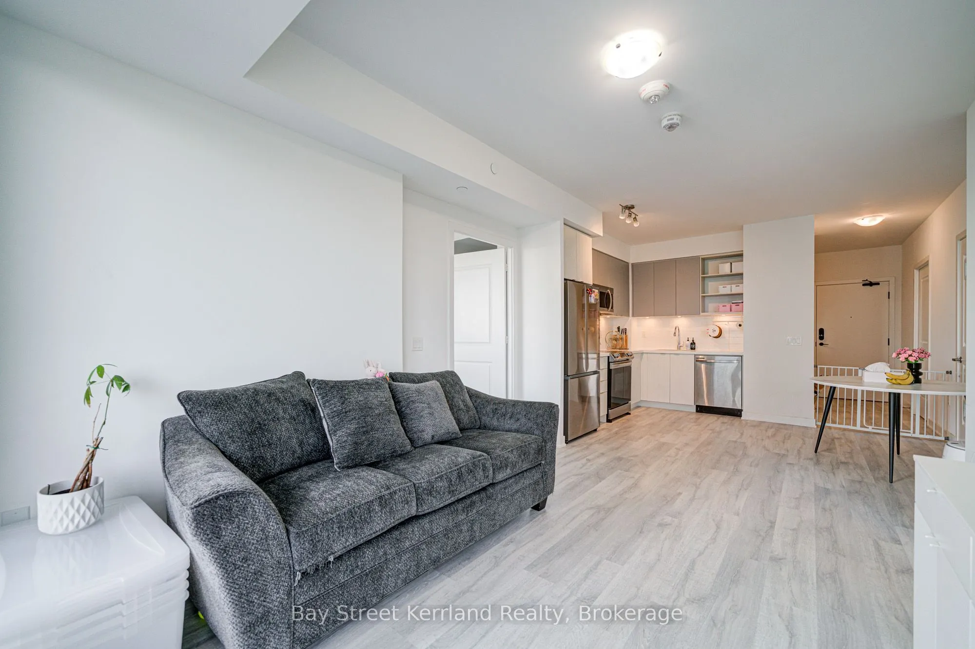 4675 Metcalfe Avenue, #1206