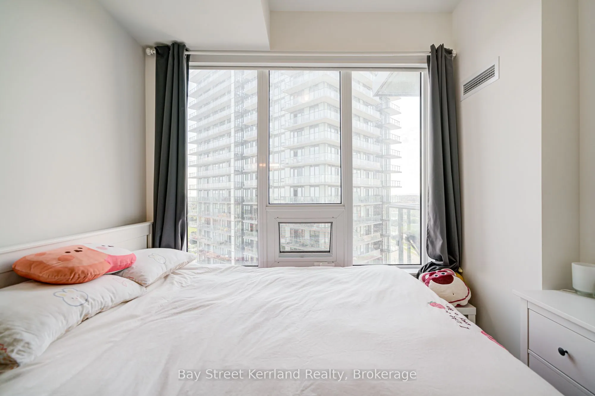 4675 Metcalfe Avenue, #1206