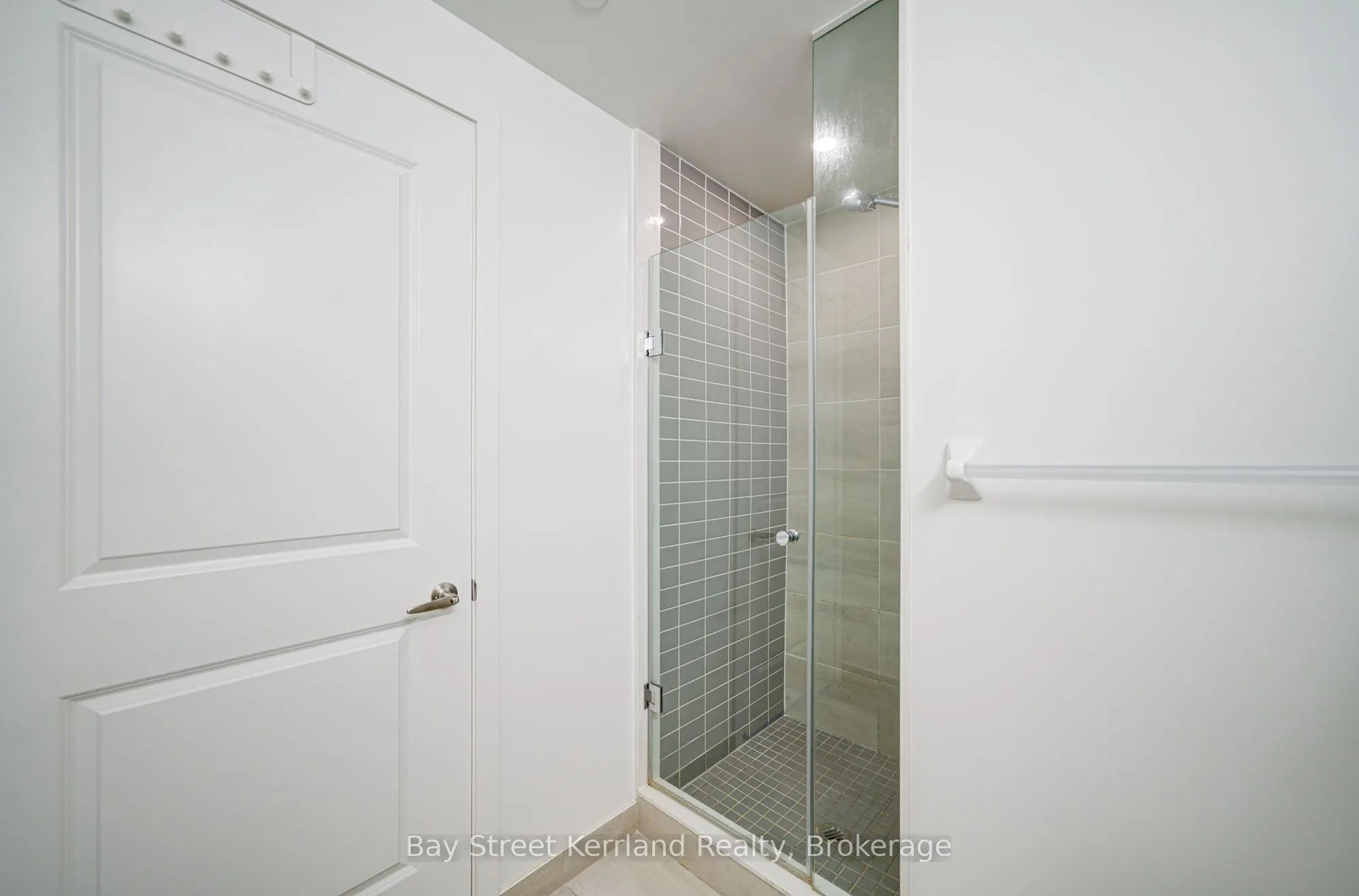 4675 Metcalfe Avenue, #1206