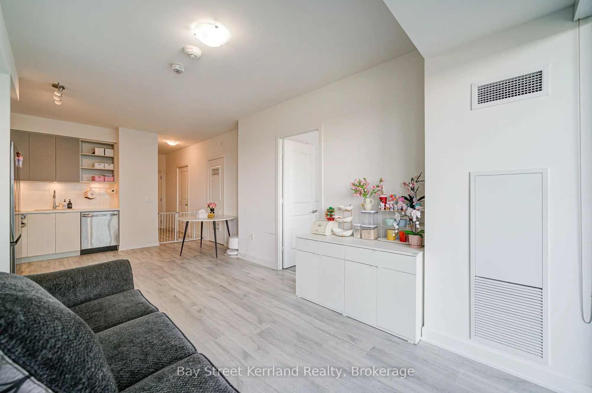 4675 Metcalfe Avenue, #1206