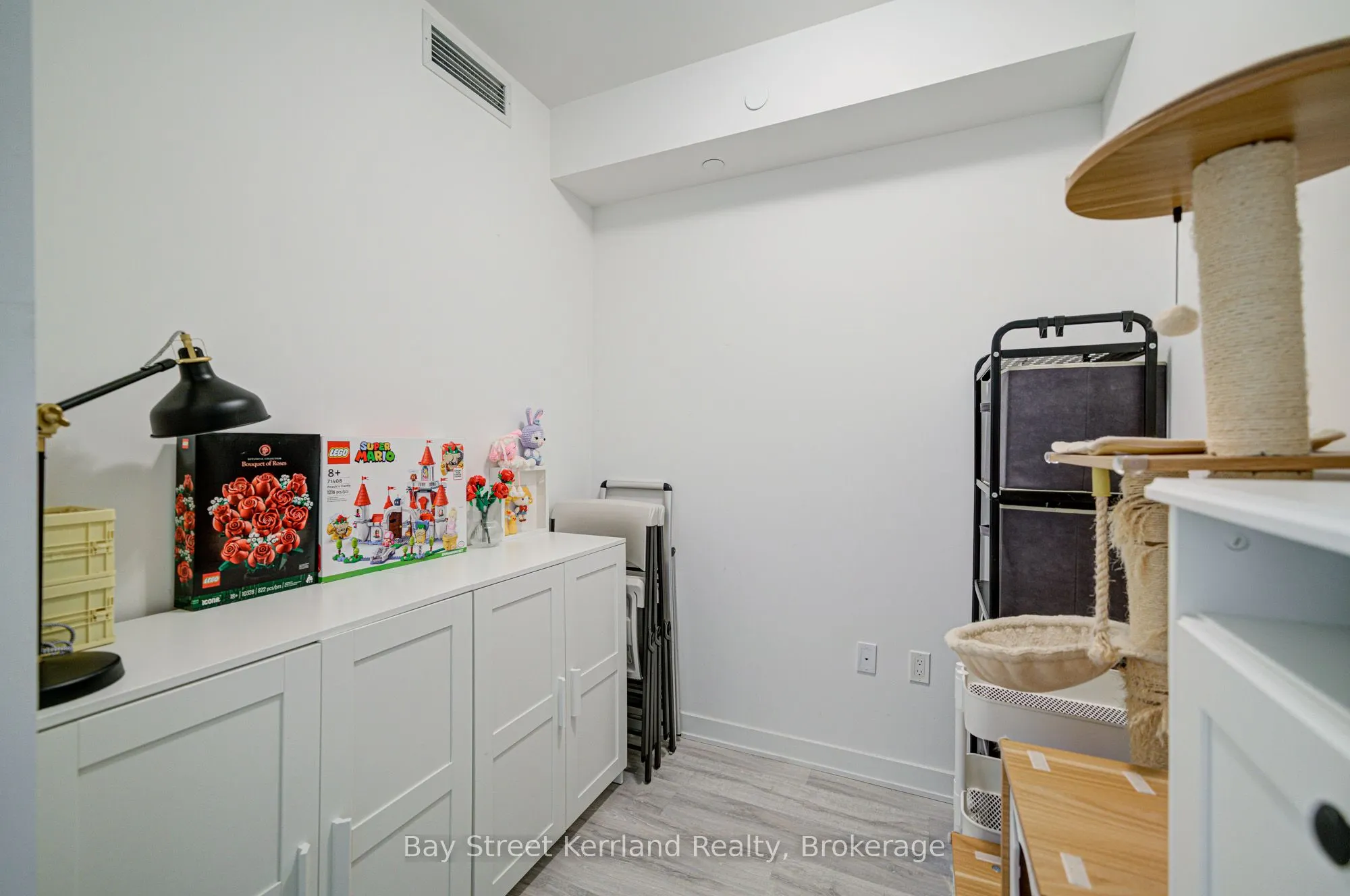 4675 Metcalfe Avenue, #1206
