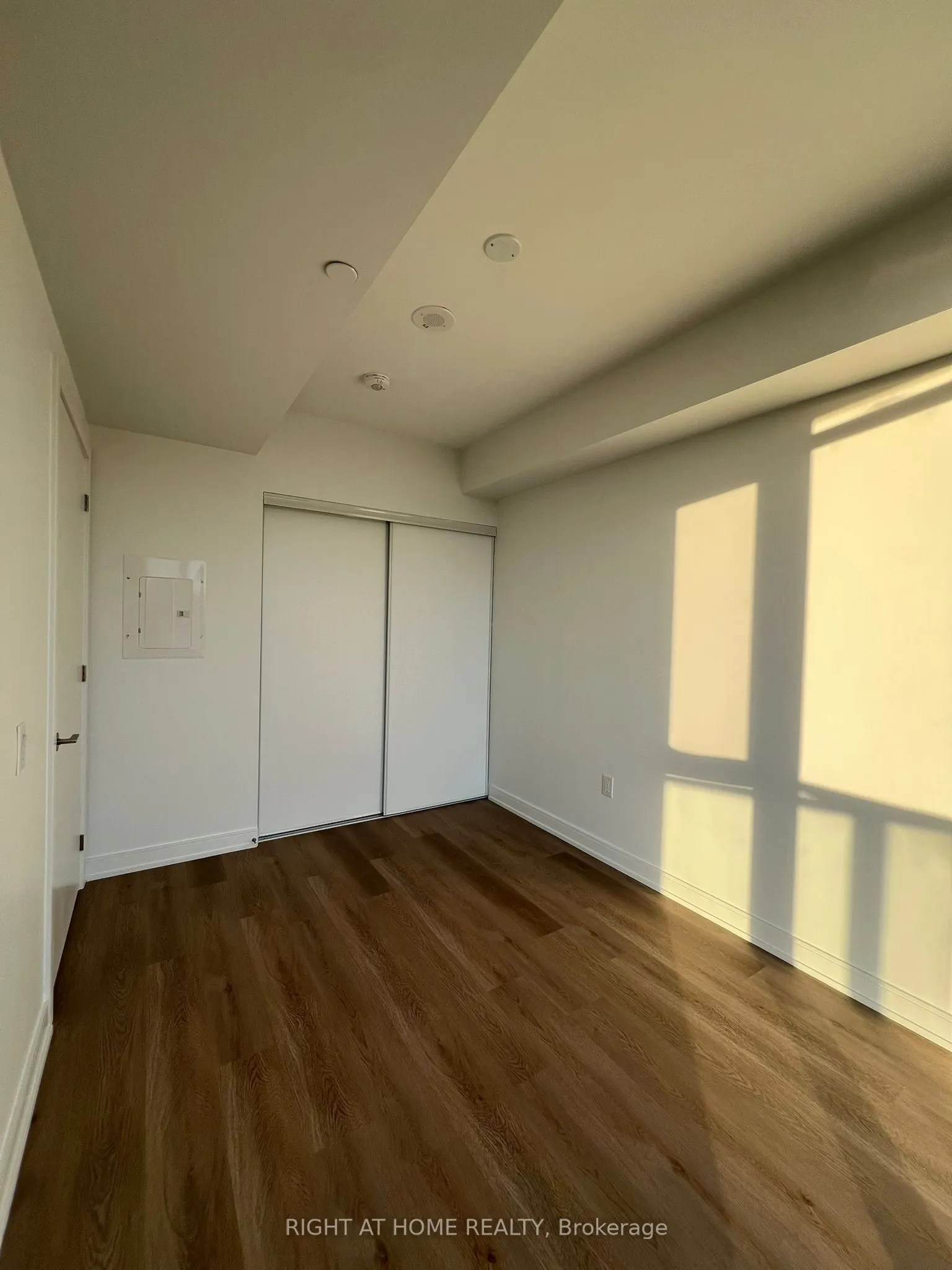 3009 Novar Road, #532