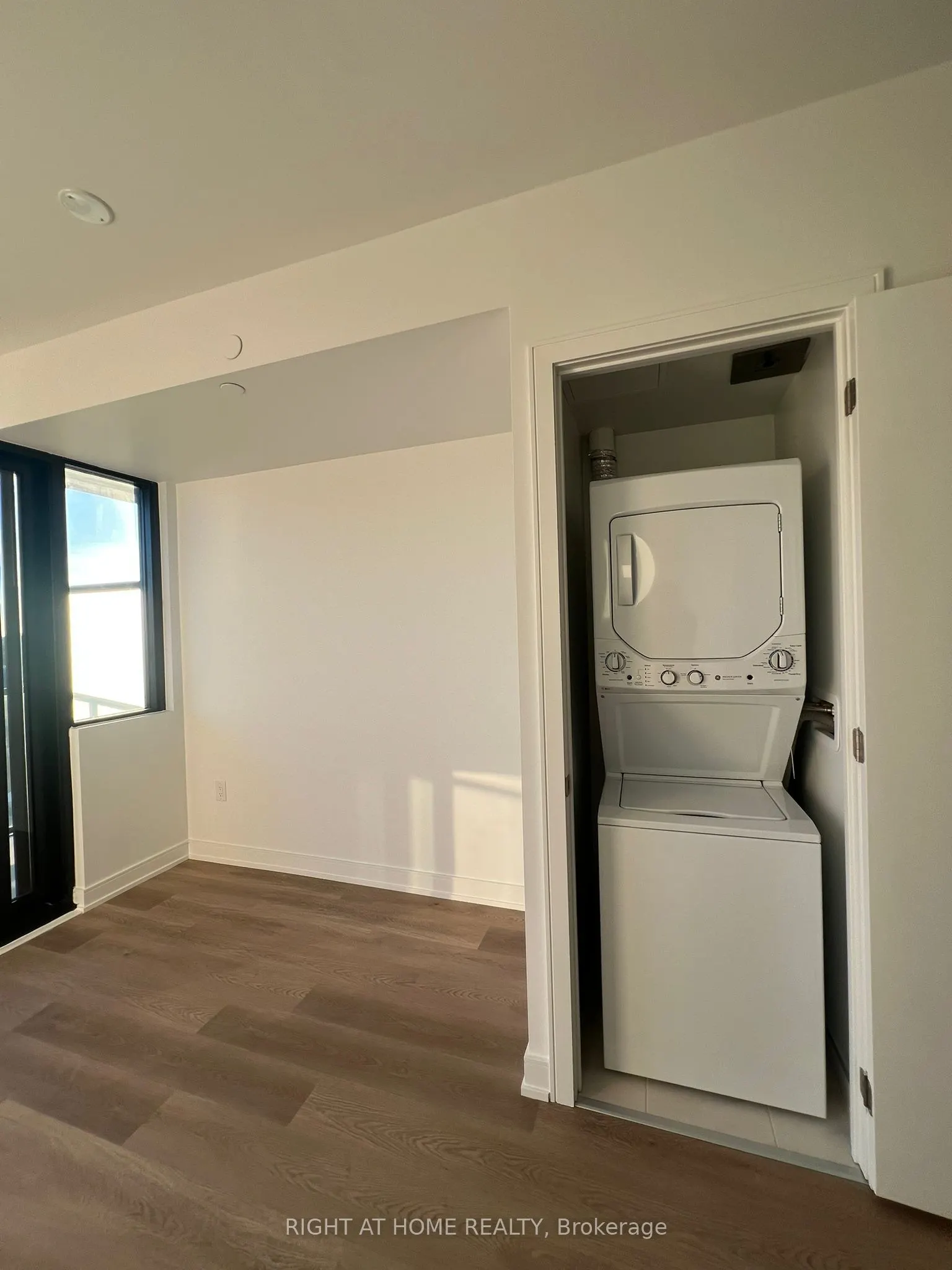 3009 Novar Road, #532