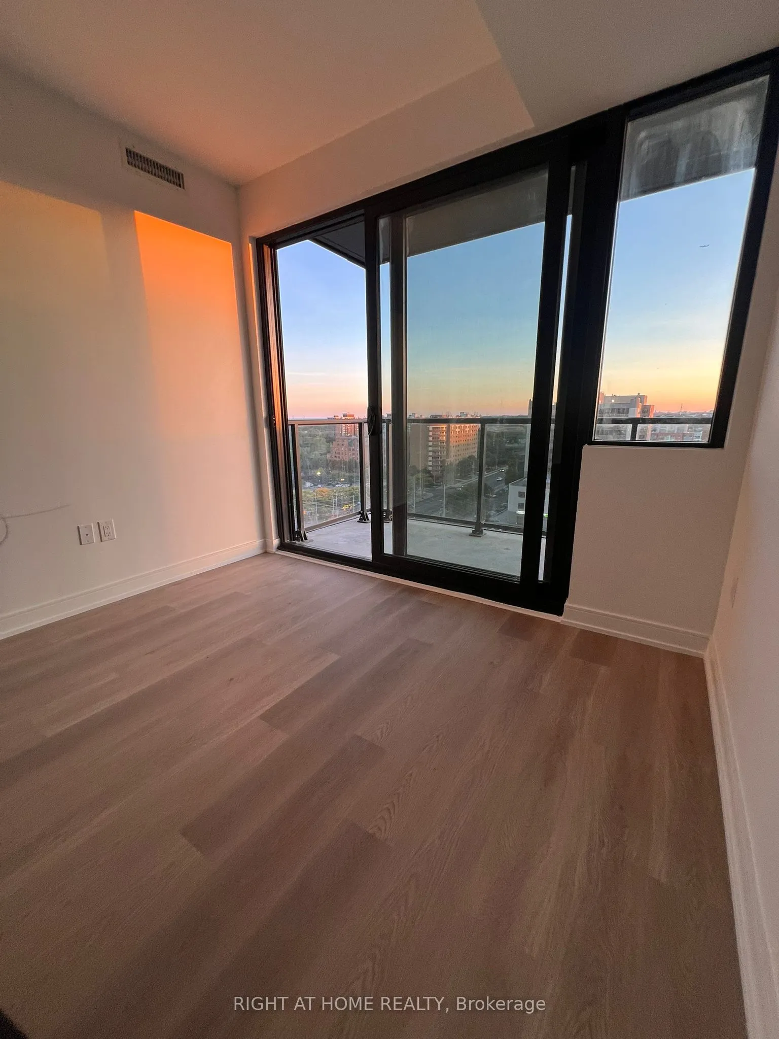 3009 Novar Road, #532