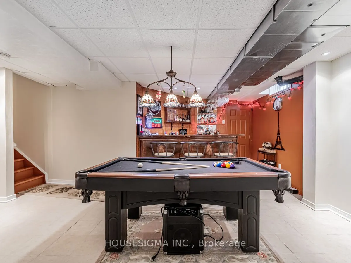 415 Hillbury Drive