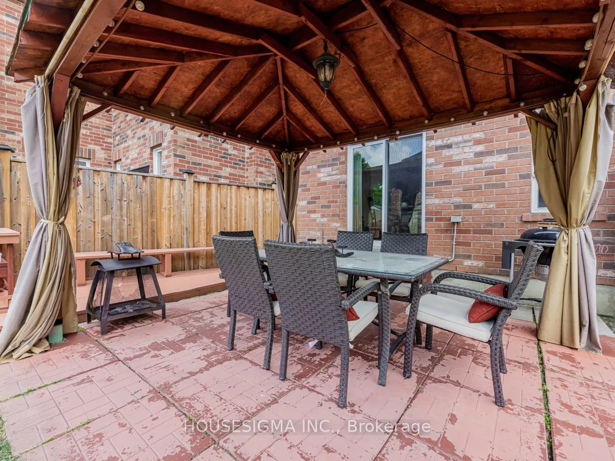 415 Hillbury Drive