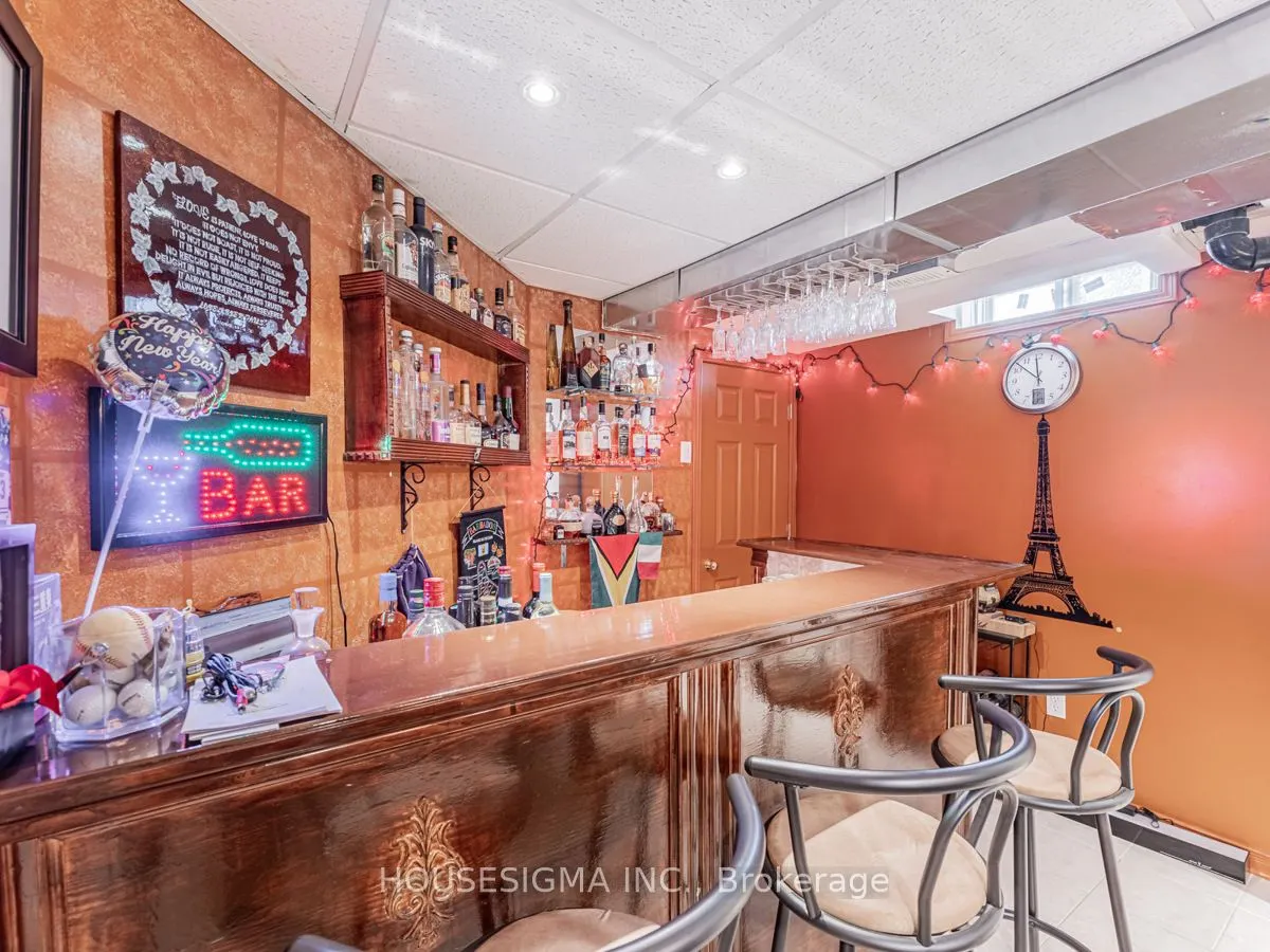 415 Hillbury Drive