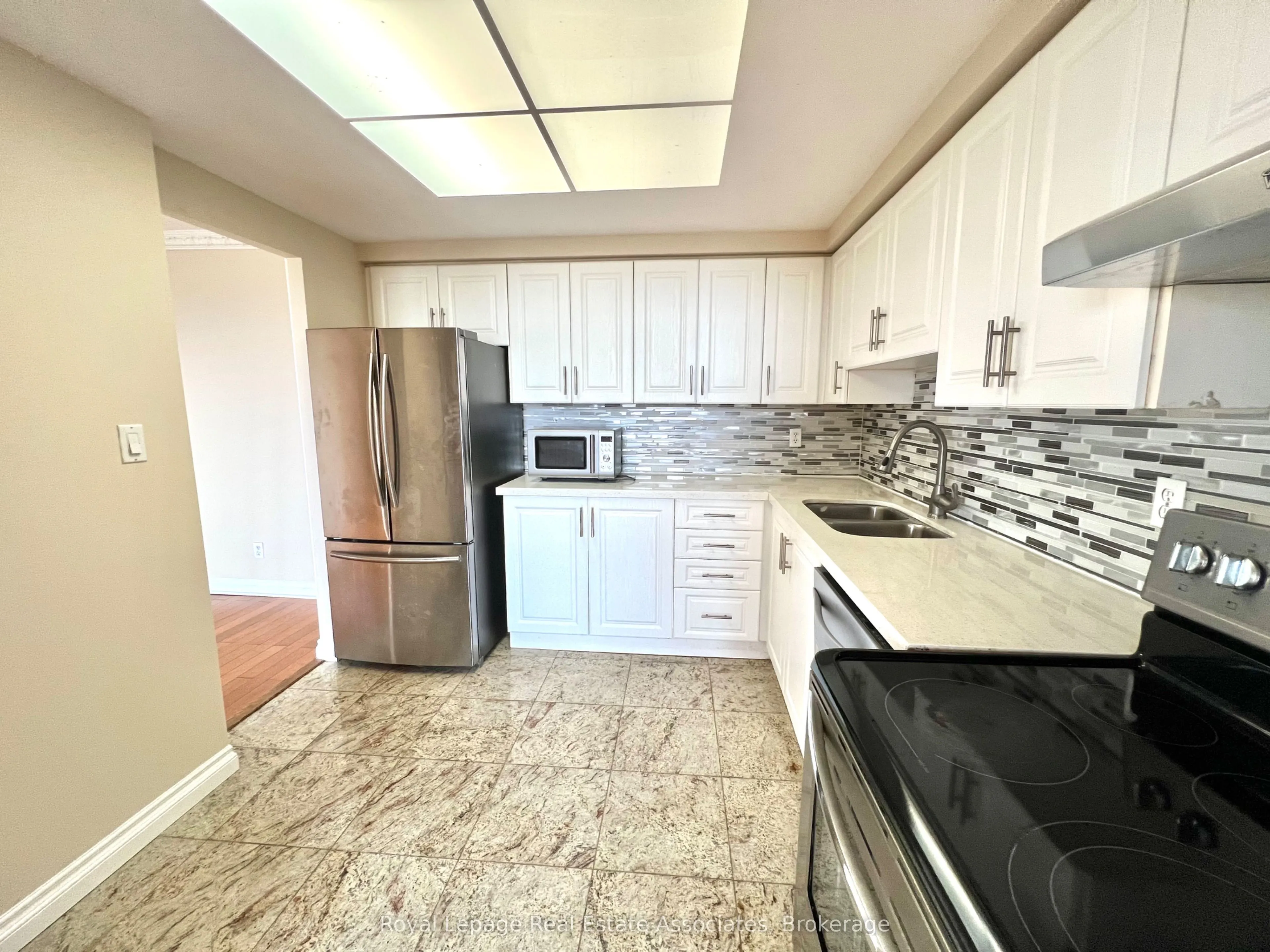 135 Hillcrest Avenue, #1507