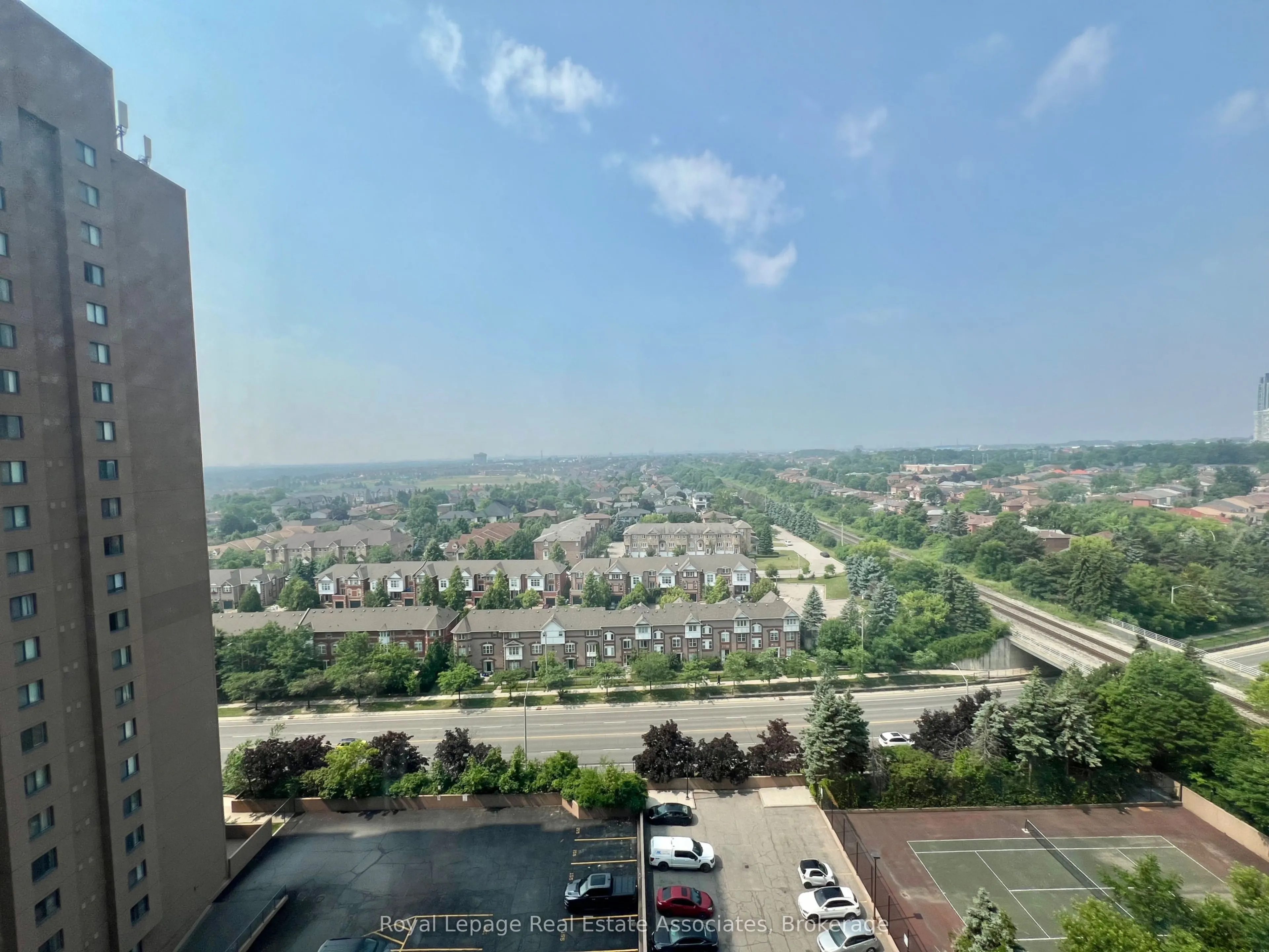 135 Hillcrest Avenue, #1507