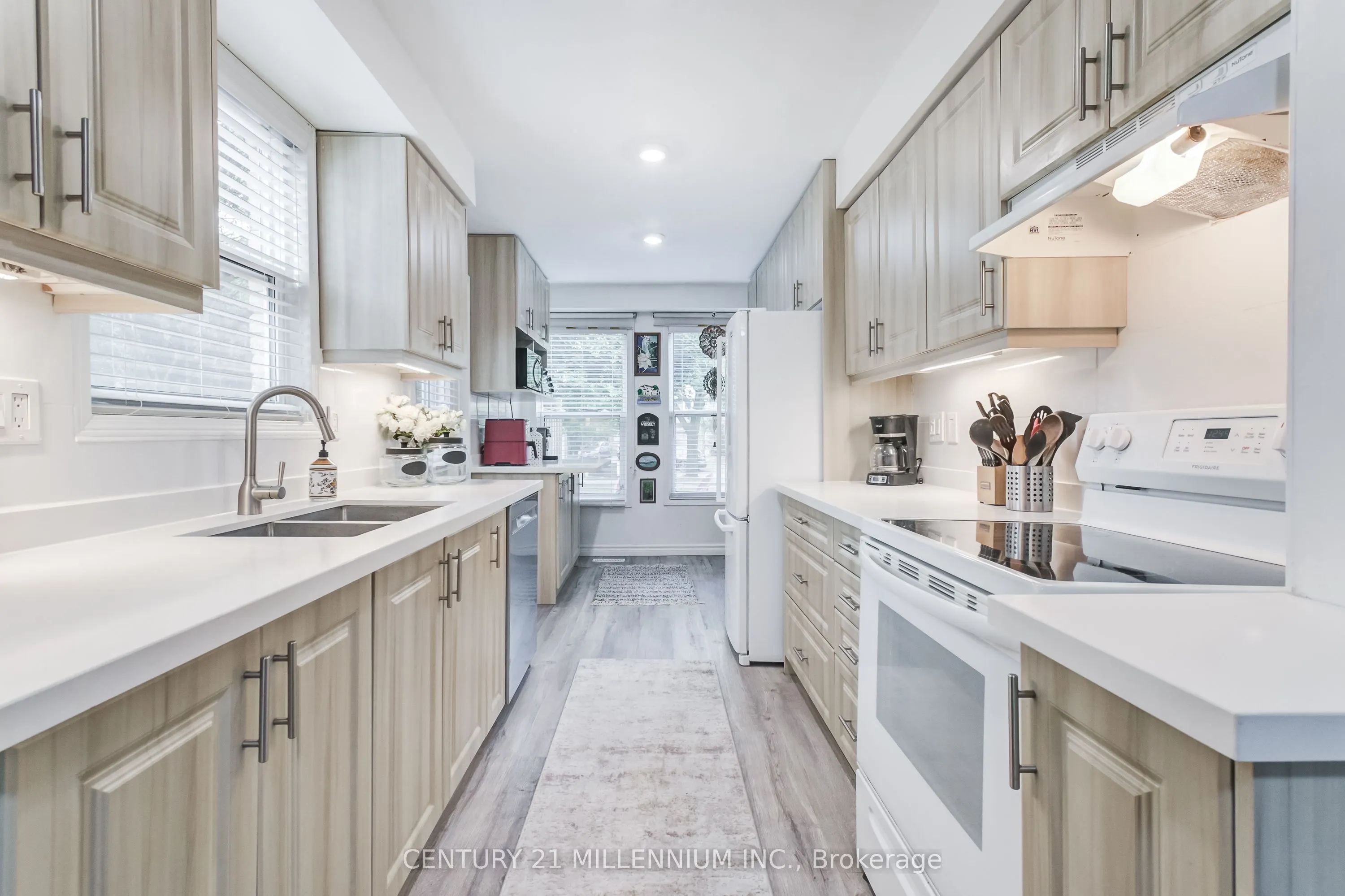 6959 Cadiz Crescent