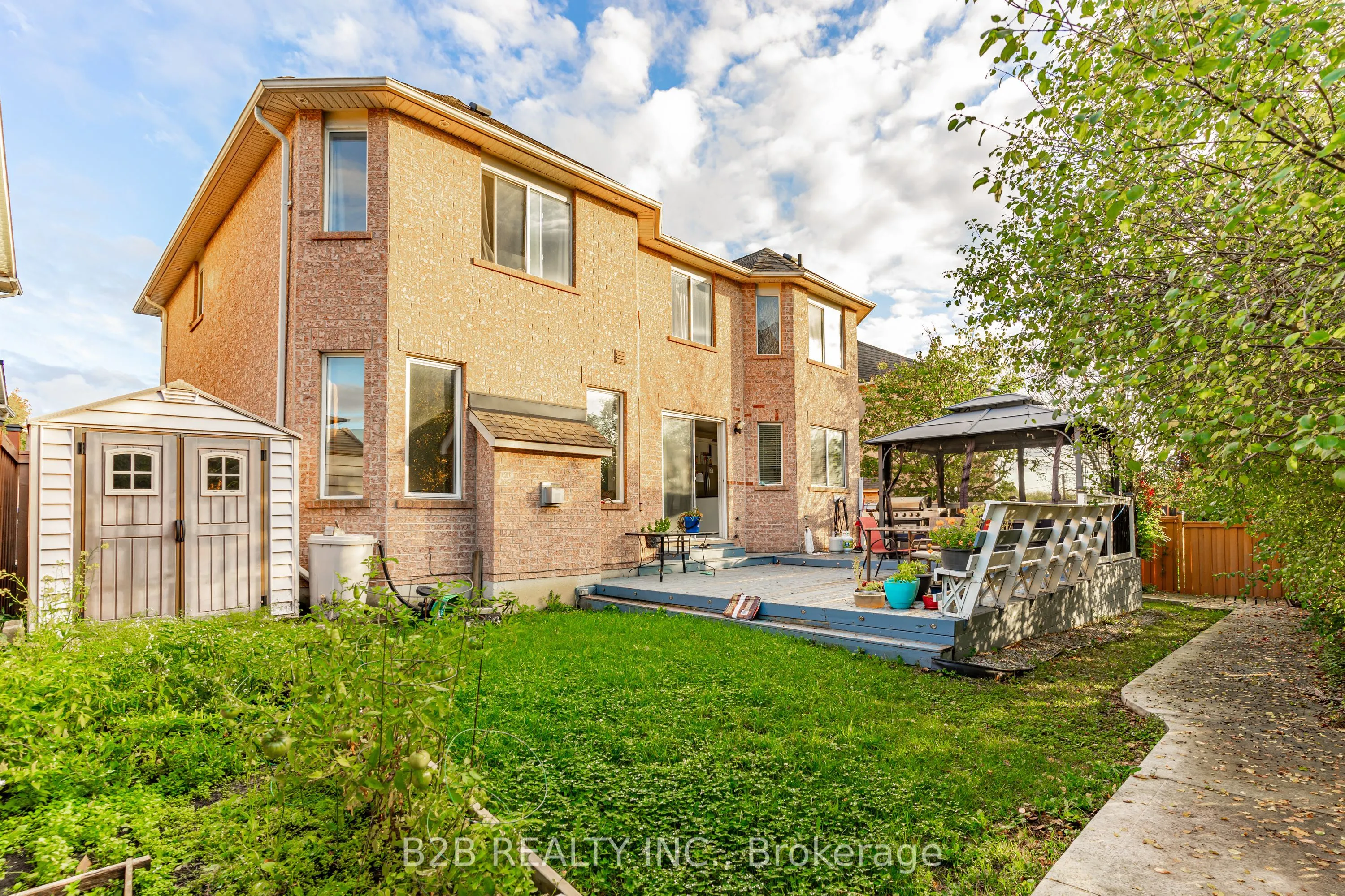 12 Valleywest Road