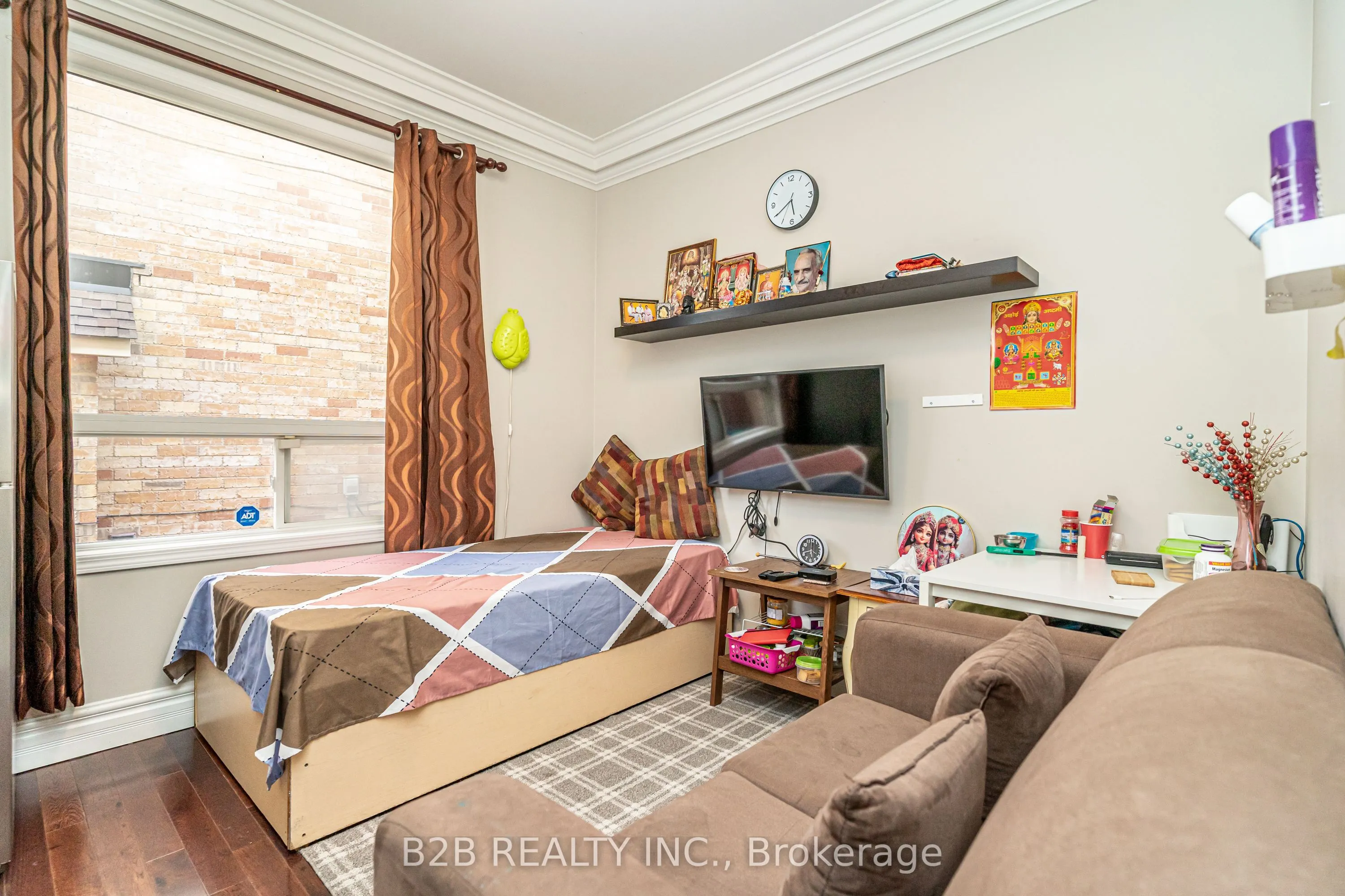 12 Valleywest Road