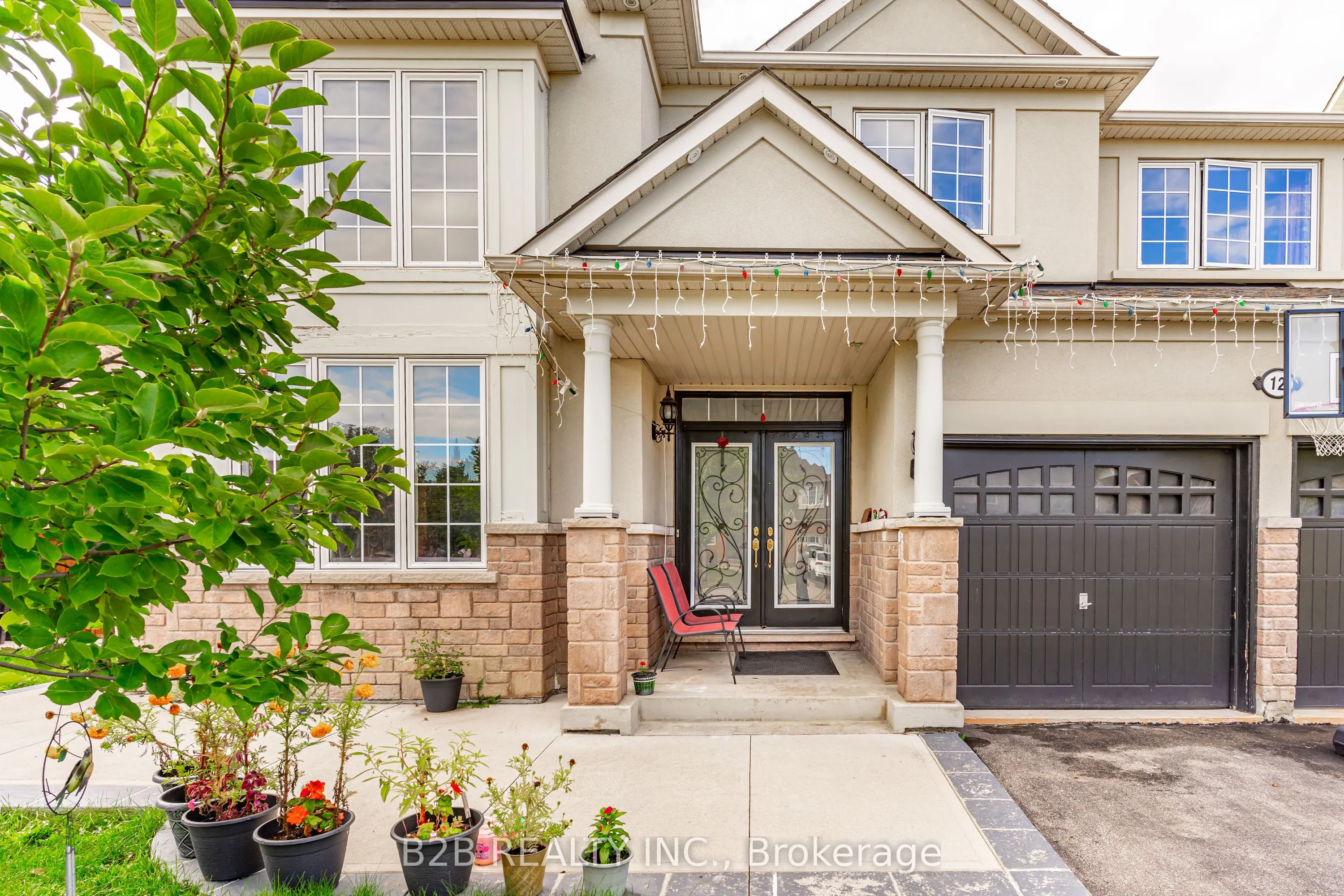 12 Valleywest Road