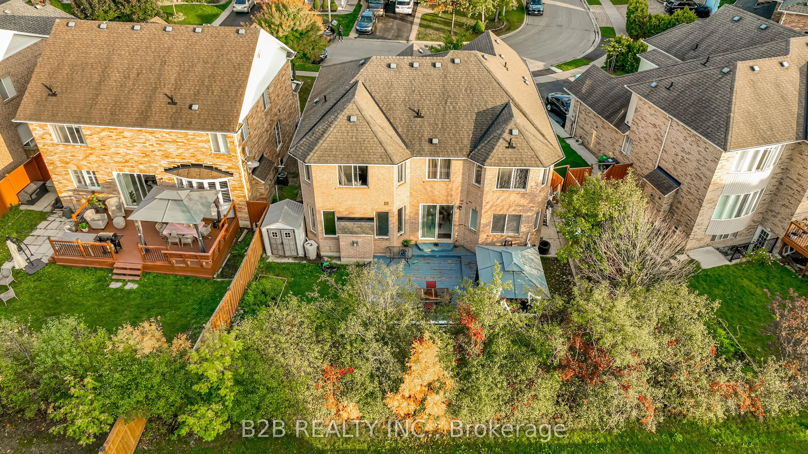 12 Valleywest Road