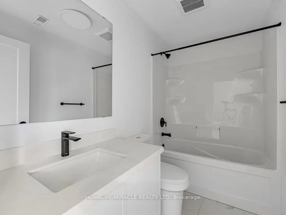 1103 Dufferin Street, #6