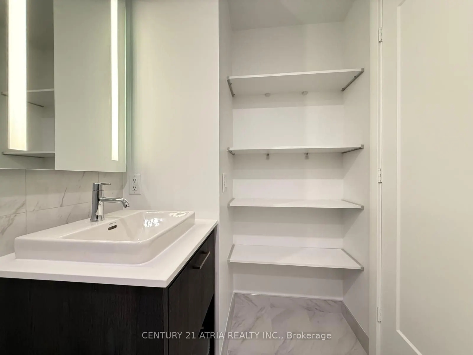 259 The Kingsway, #313