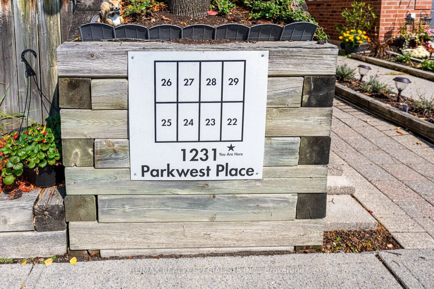 1231 Parkwest Place, #26