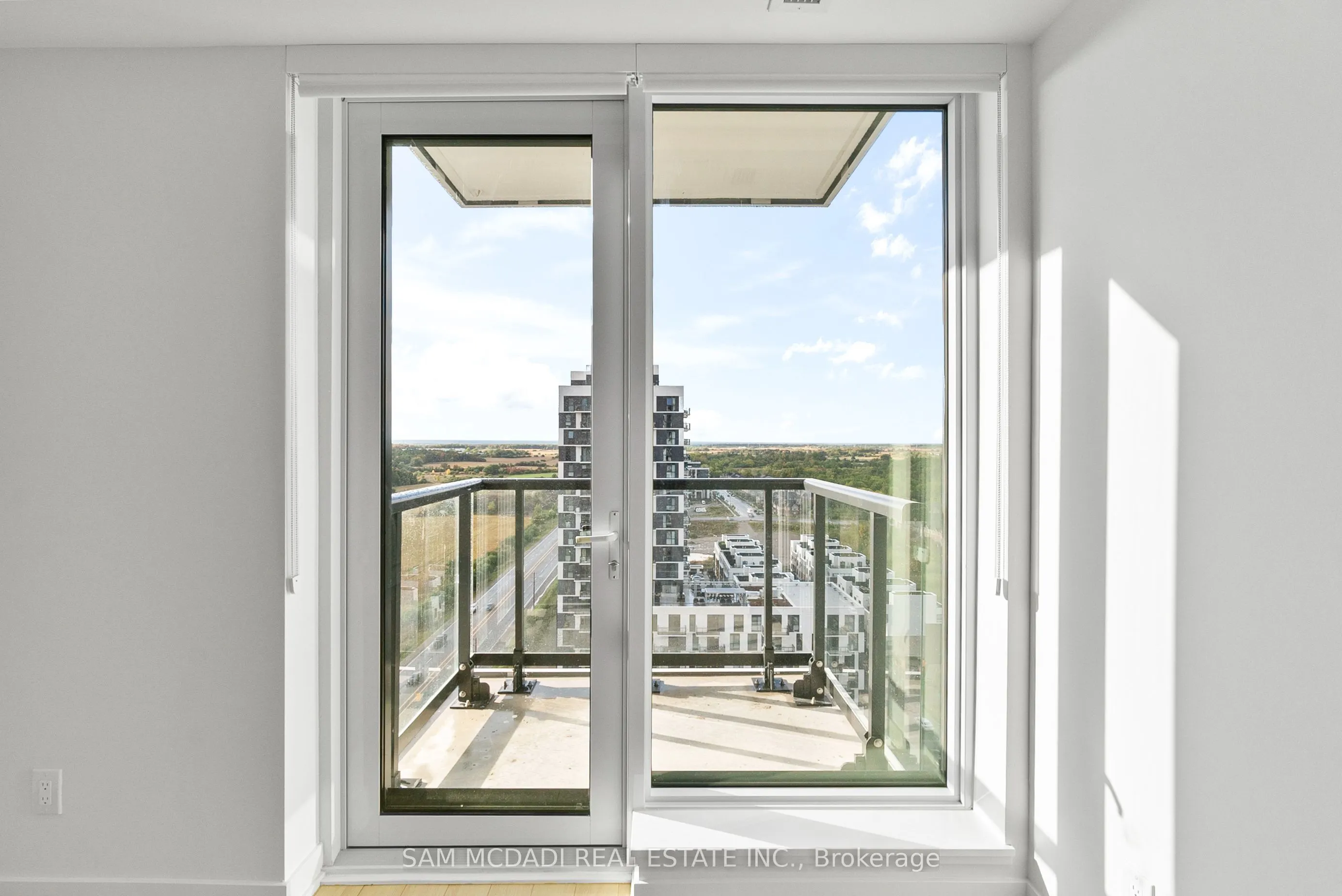 3079 Trafalgar Road, #1805