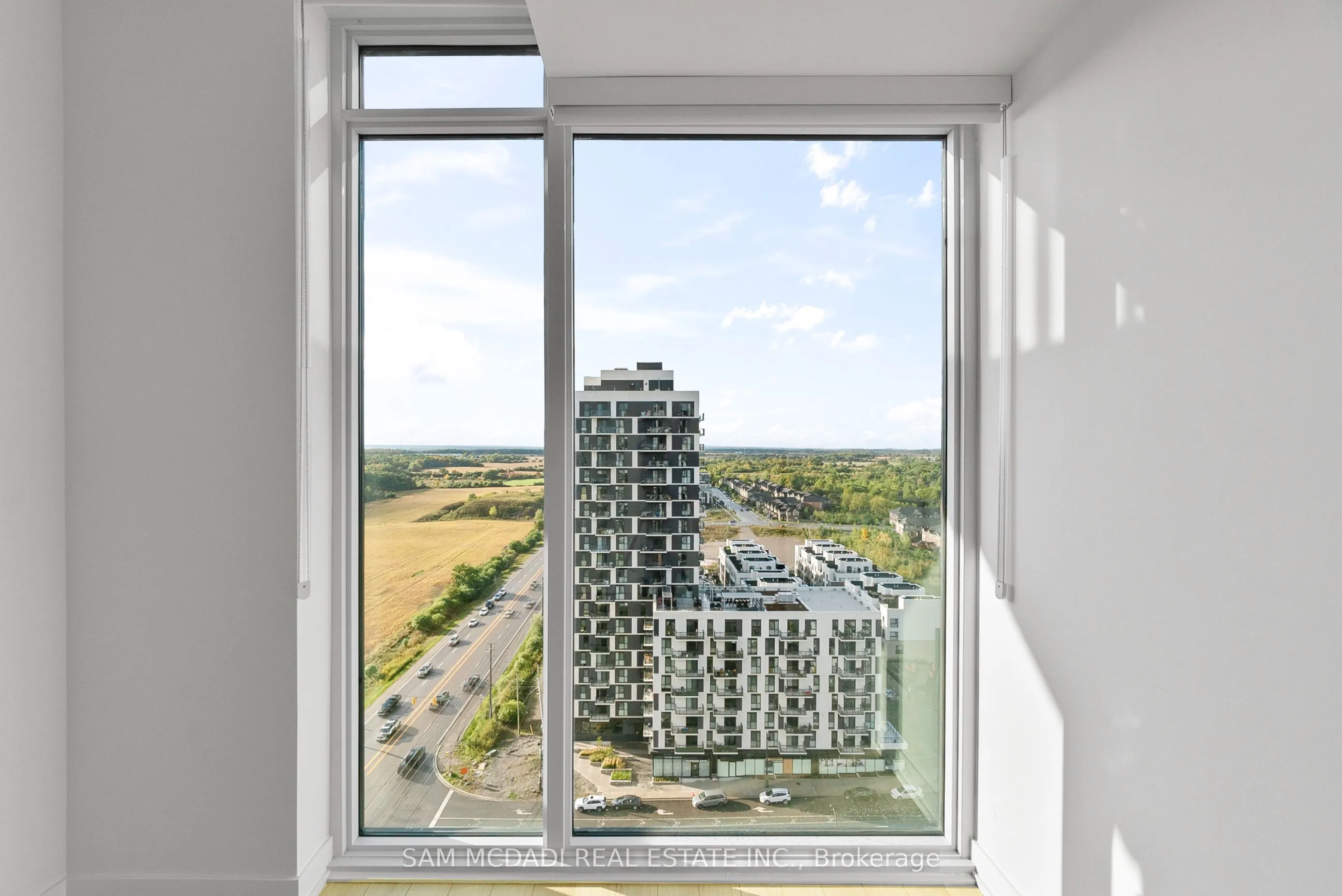 3079 Trafalgar Road, #1805