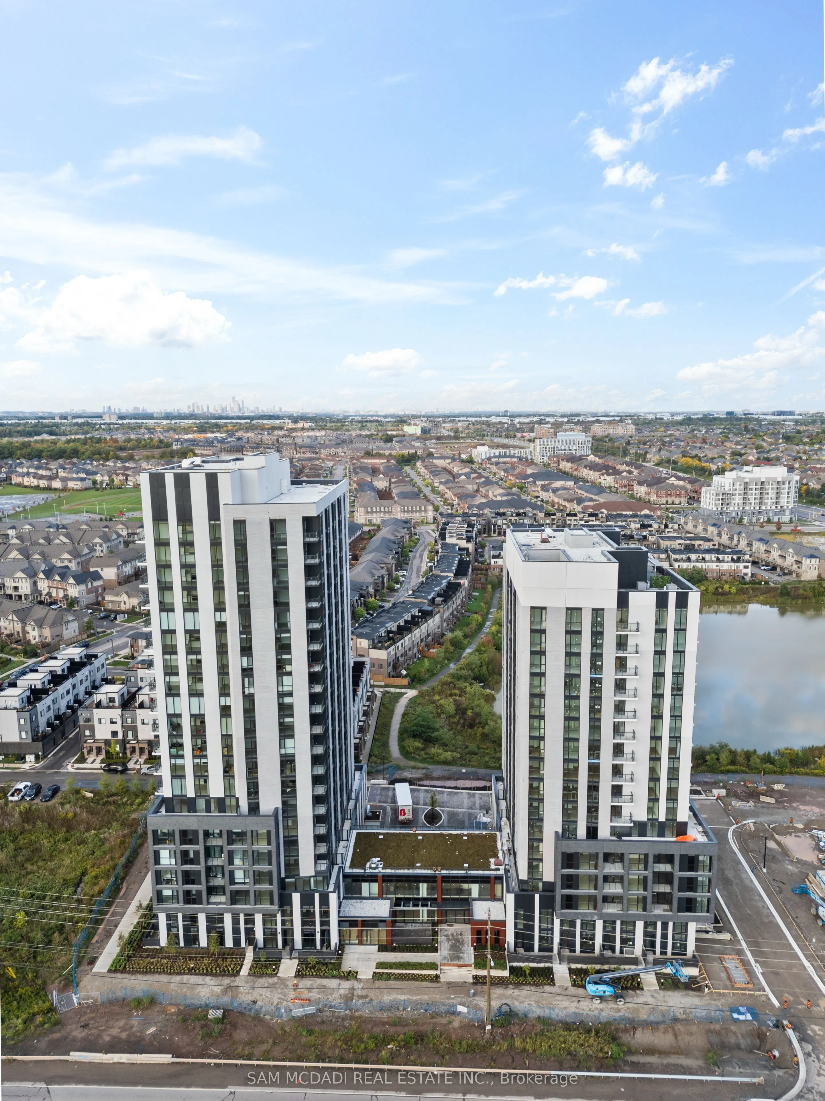 3079 Trafalgar Road, #1805
