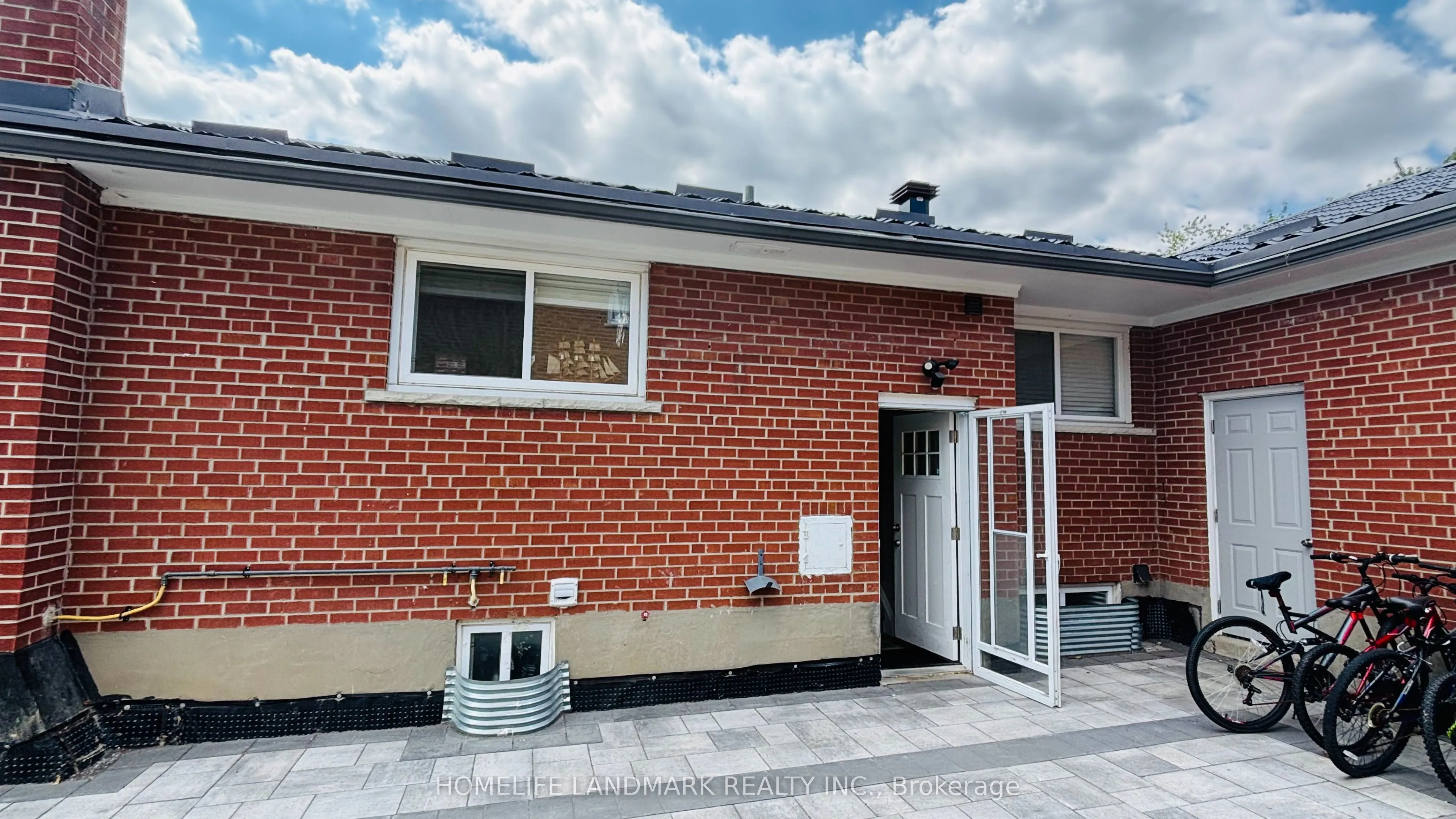 204 Derrydown Road