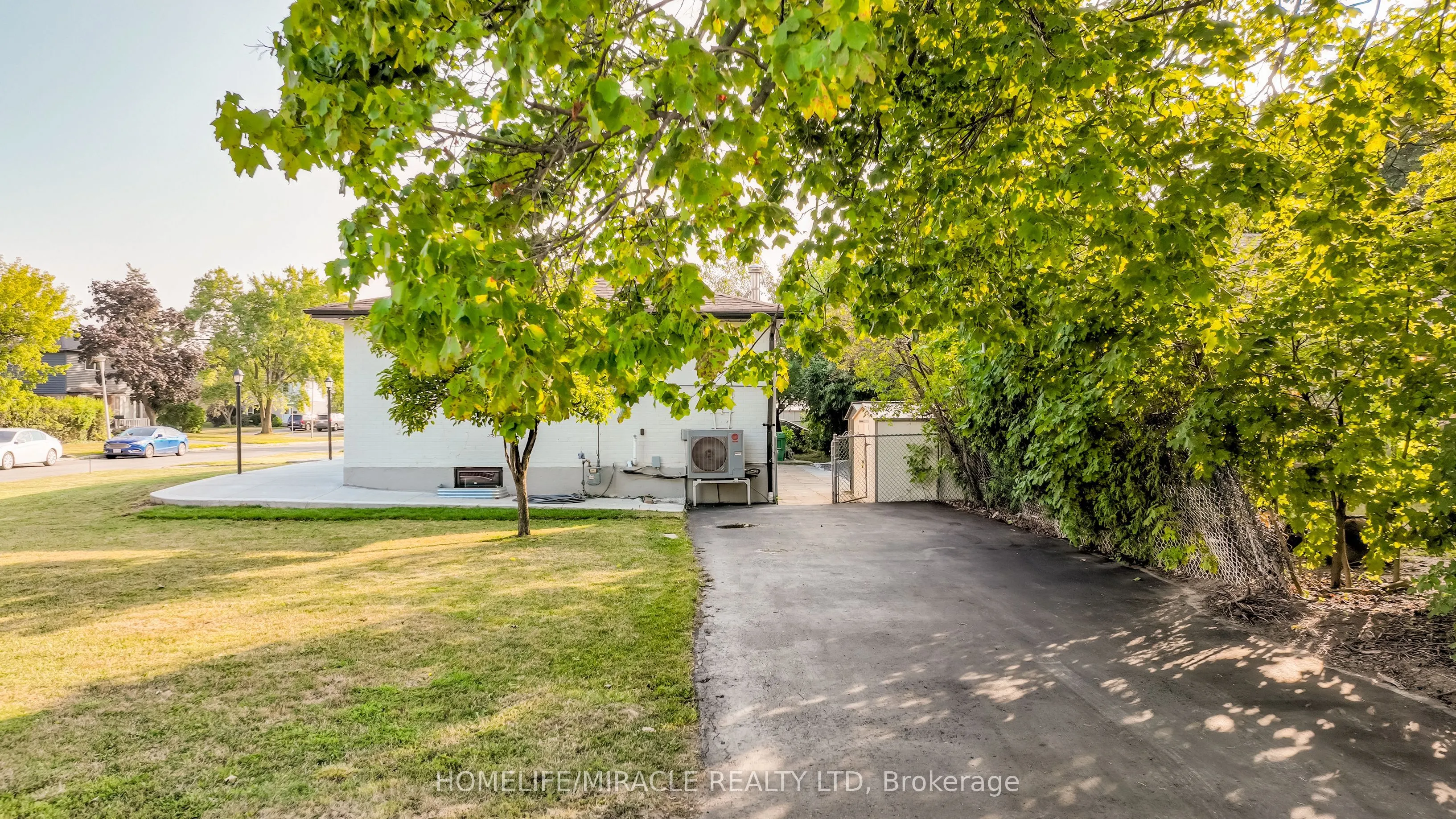 5 Finsbury Drive