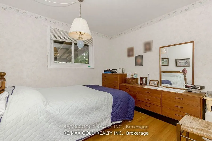31 Fallingdale Crescent