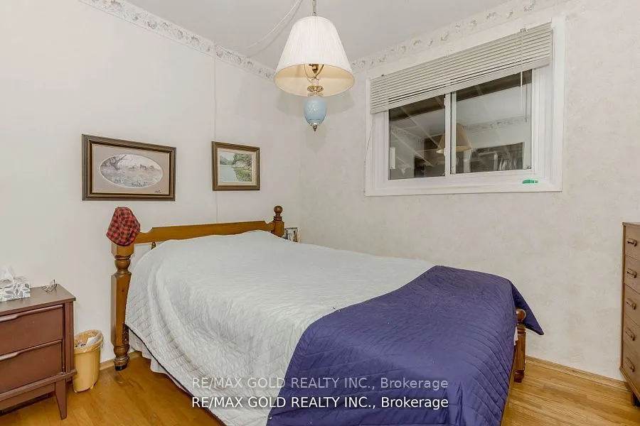 31 Fallingdale Crescent