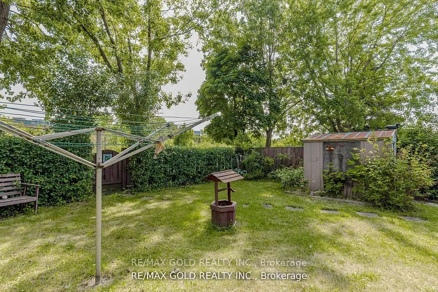 31 Fallingdale Crescent
