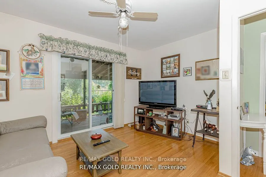 31 Fallingdale Crescent