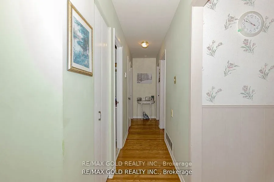 31 Fallingdale Crescent