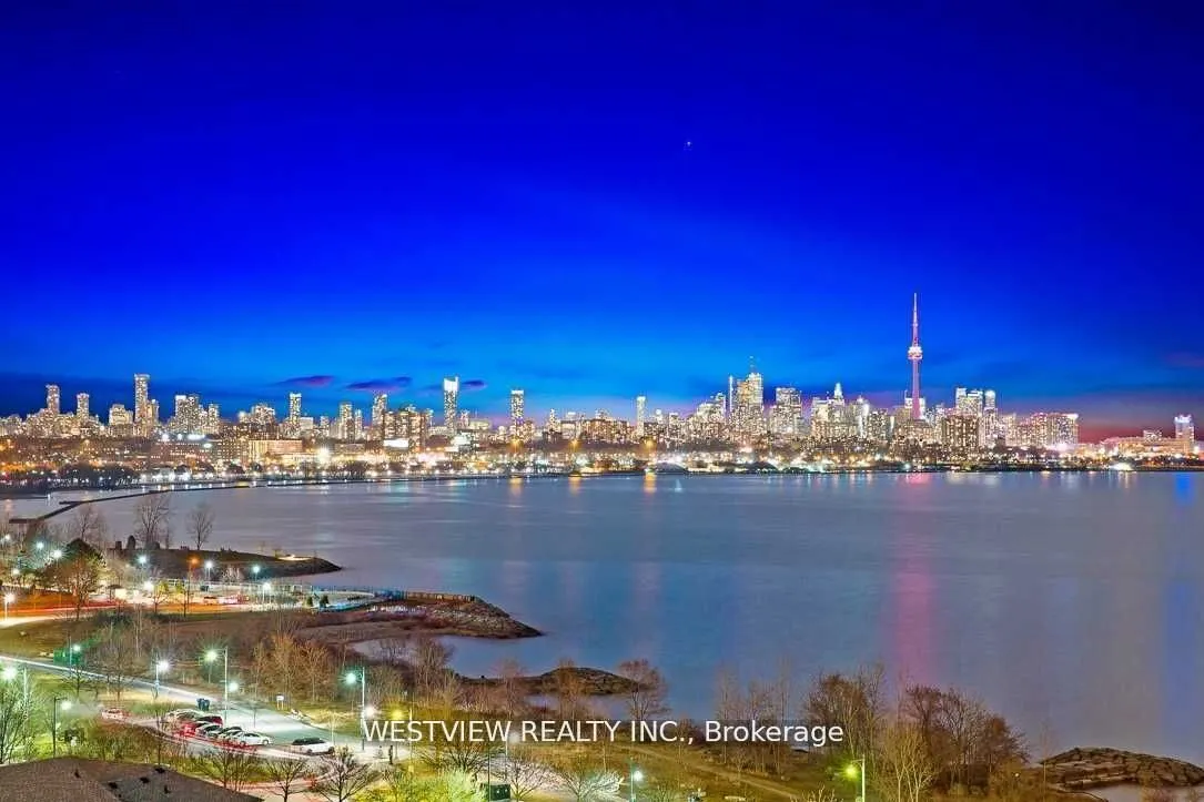 2067 Lake Shore Boulevard W, #405