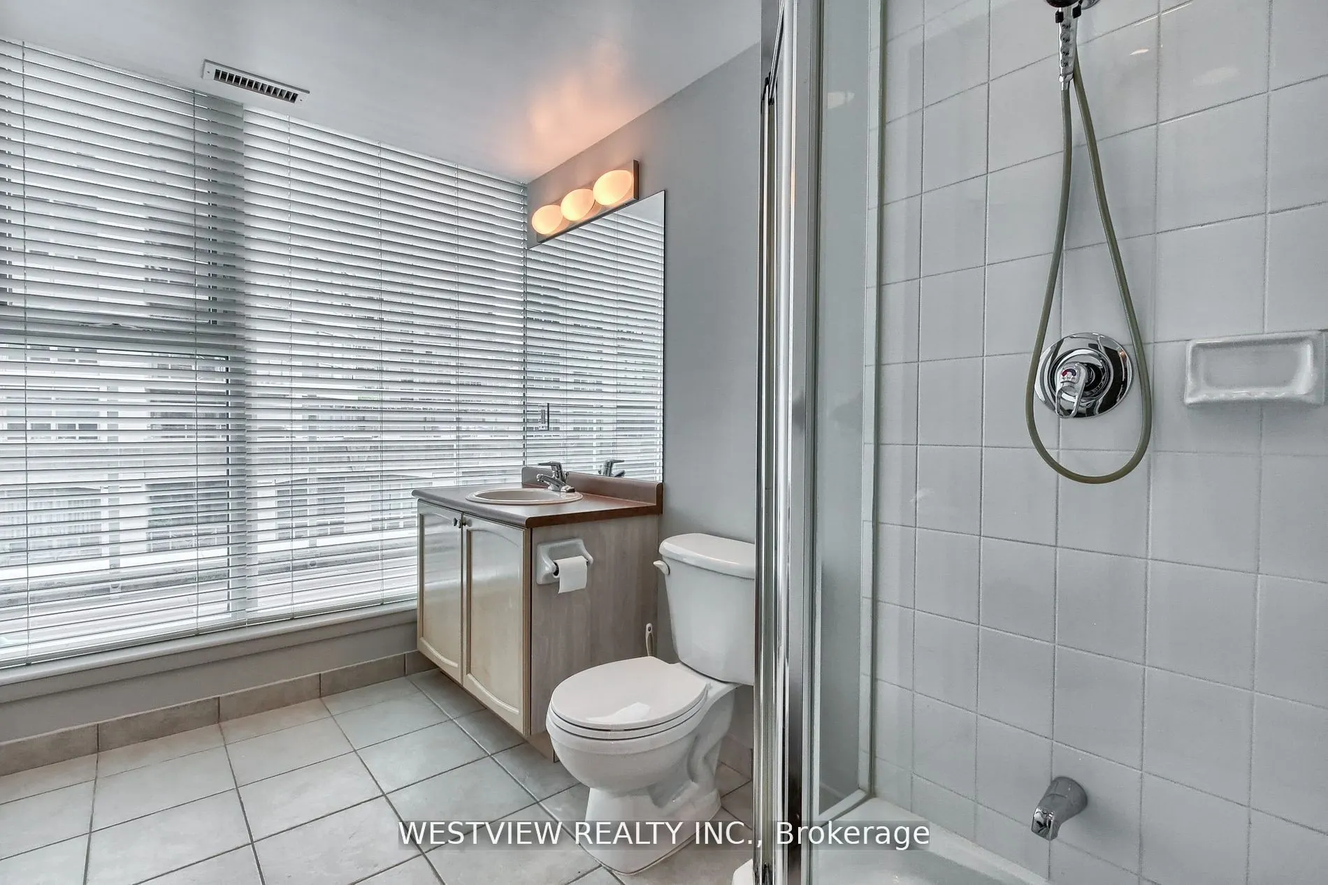 2067 Lake Shore Boulevard W, #405