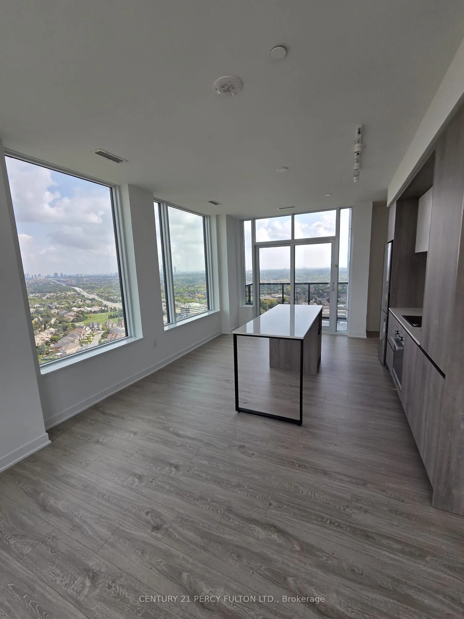 2495 Eglinton Avenue W, #2710