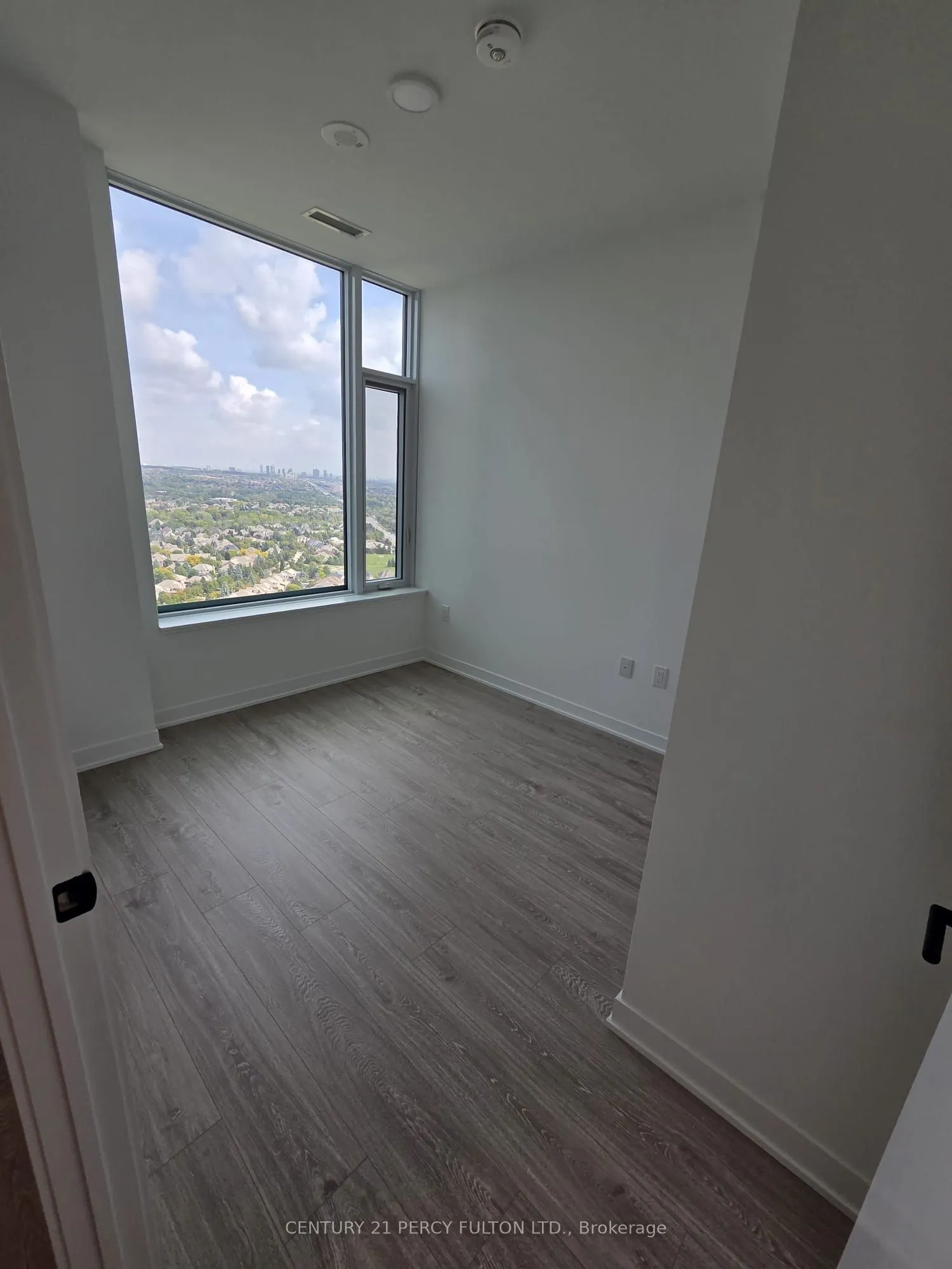 2495 Eglinton Avenue W, #2710