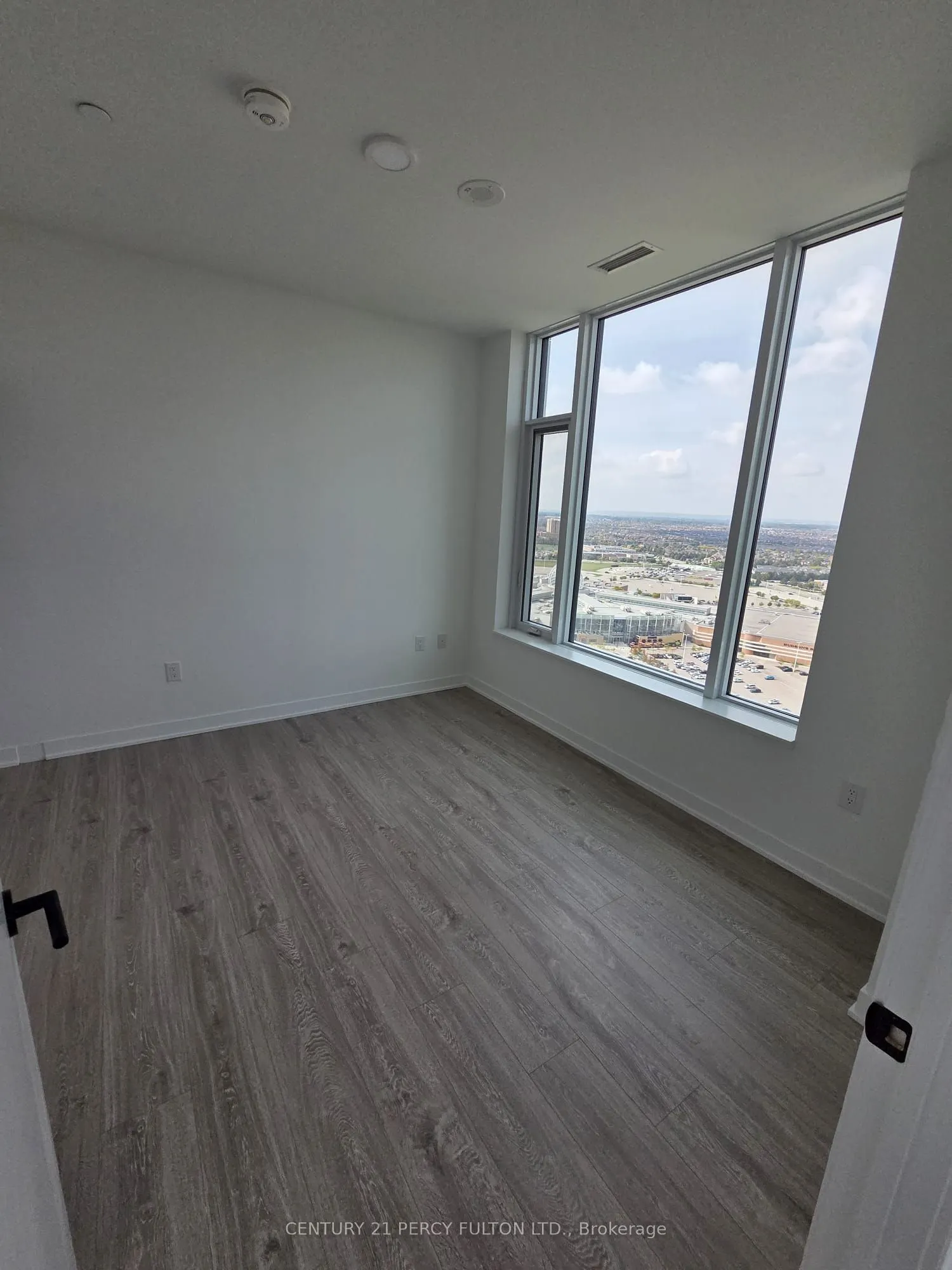2495 Eglinton Avenue W, #2710