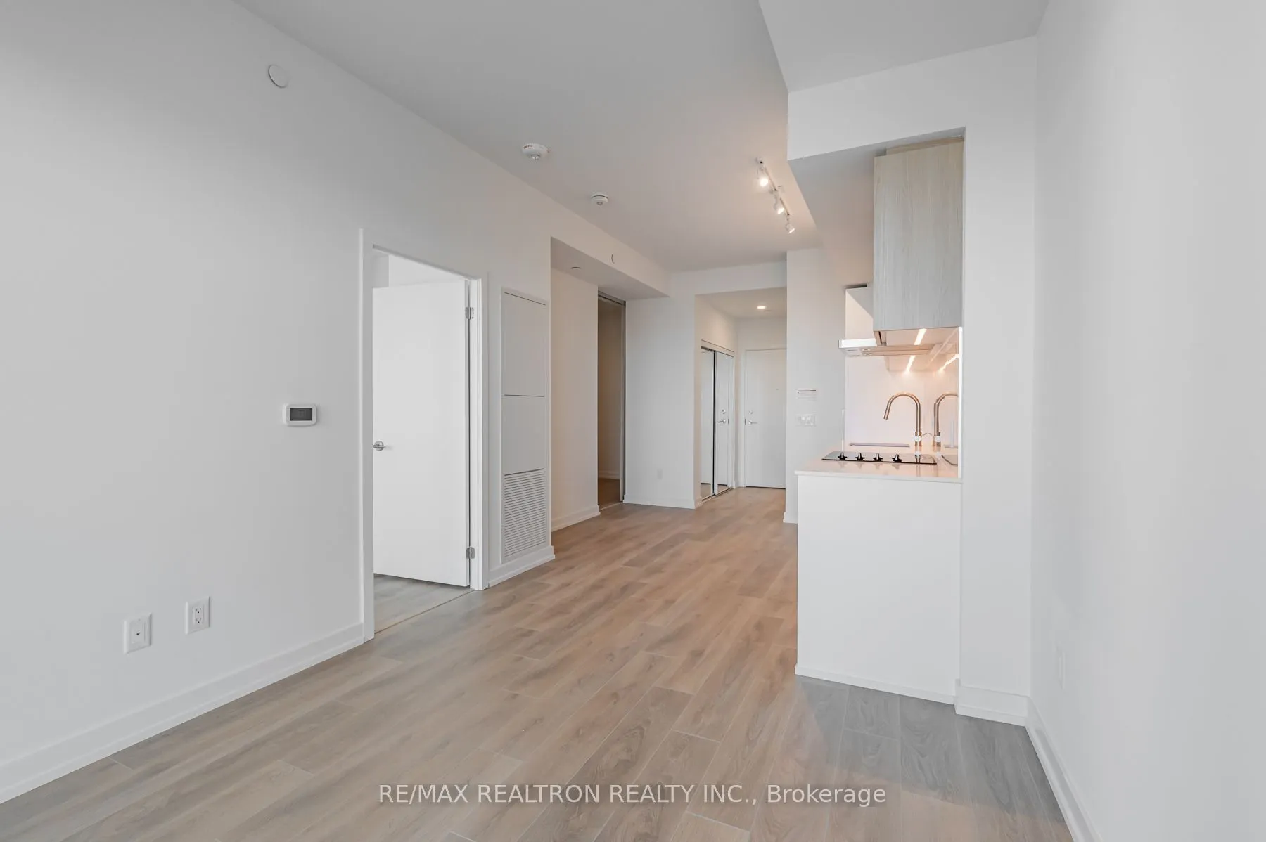 1100 Sheppard Avenue W, #1523