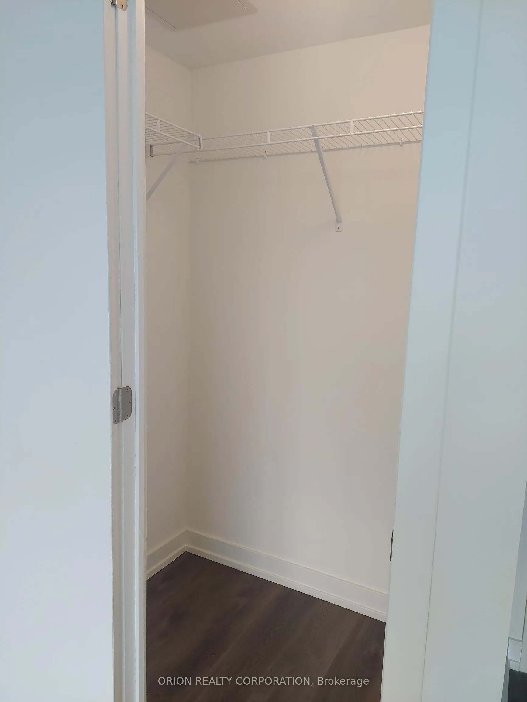 556 Marlee Avenue, #419