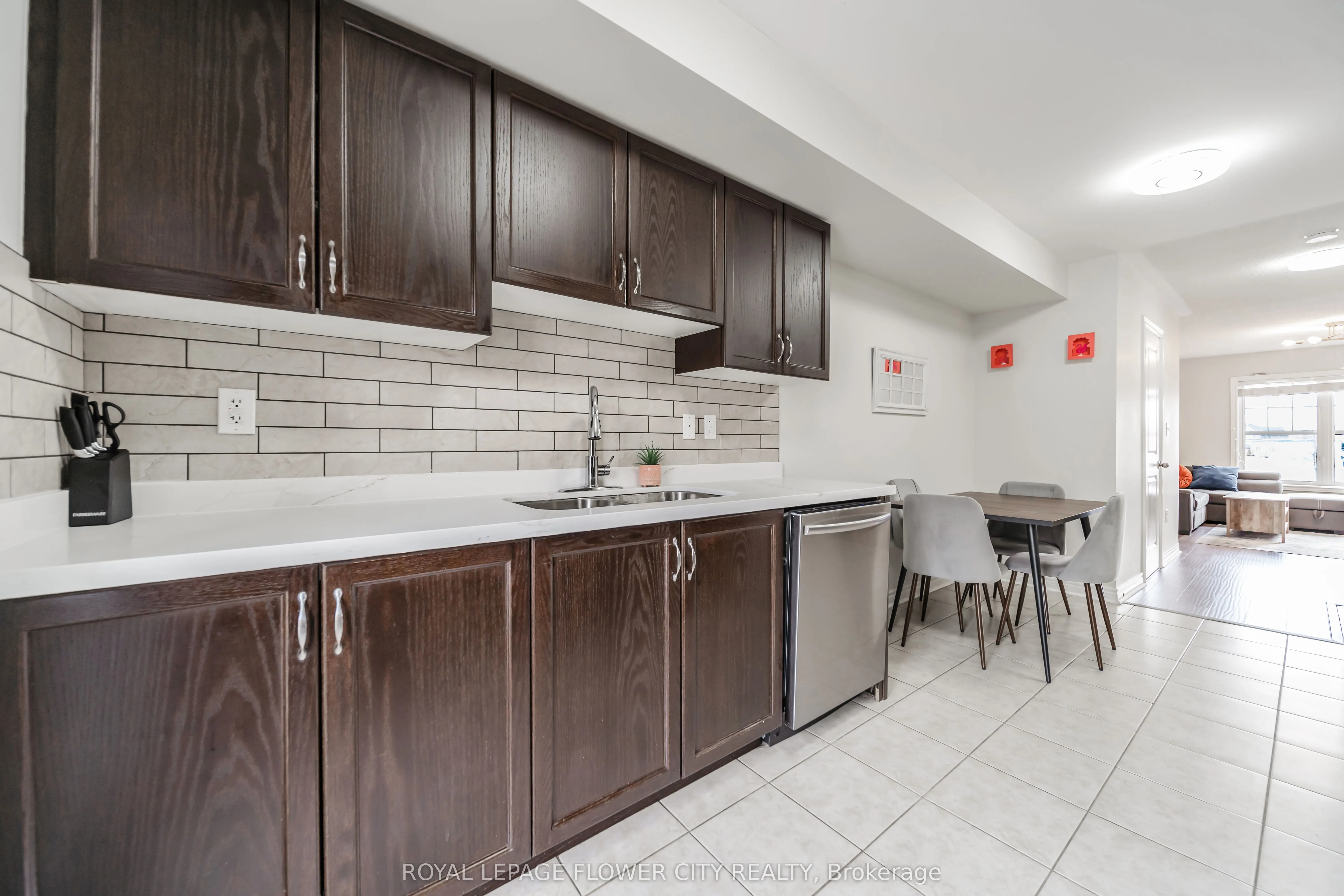 33 Battalion Road, #24